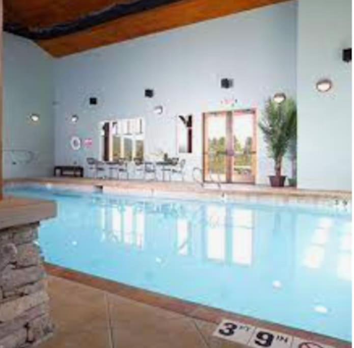 Monroe’s Chateau with Hot Tub view 5