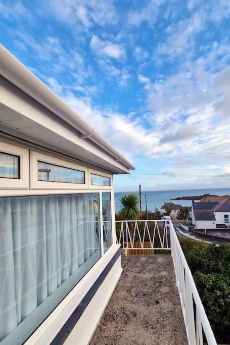 Spacious home with panoramic sea view, free parking EV & large garden view 5