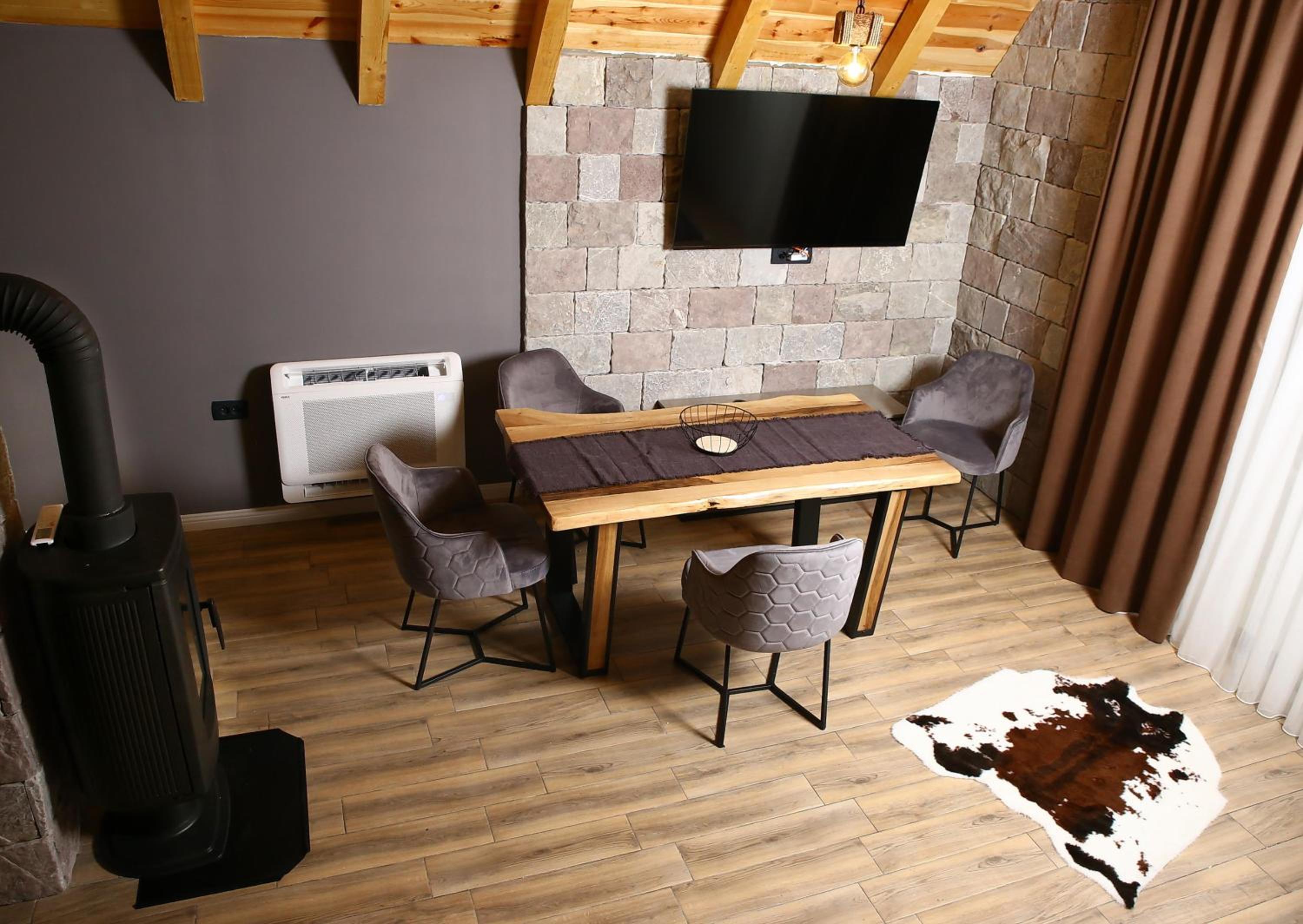 Photo 27