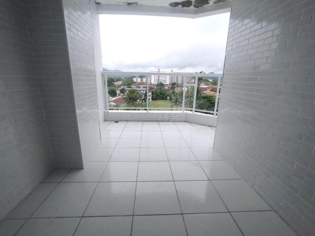 excelente Cobertura no centro de Bertioga