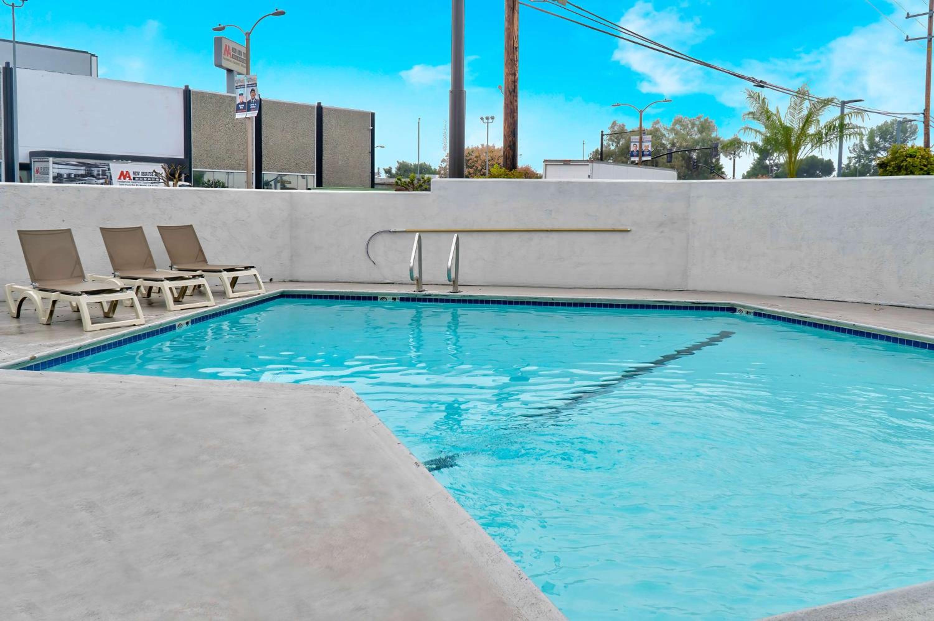 Motel 6-El Monte, CA - Los Angeles