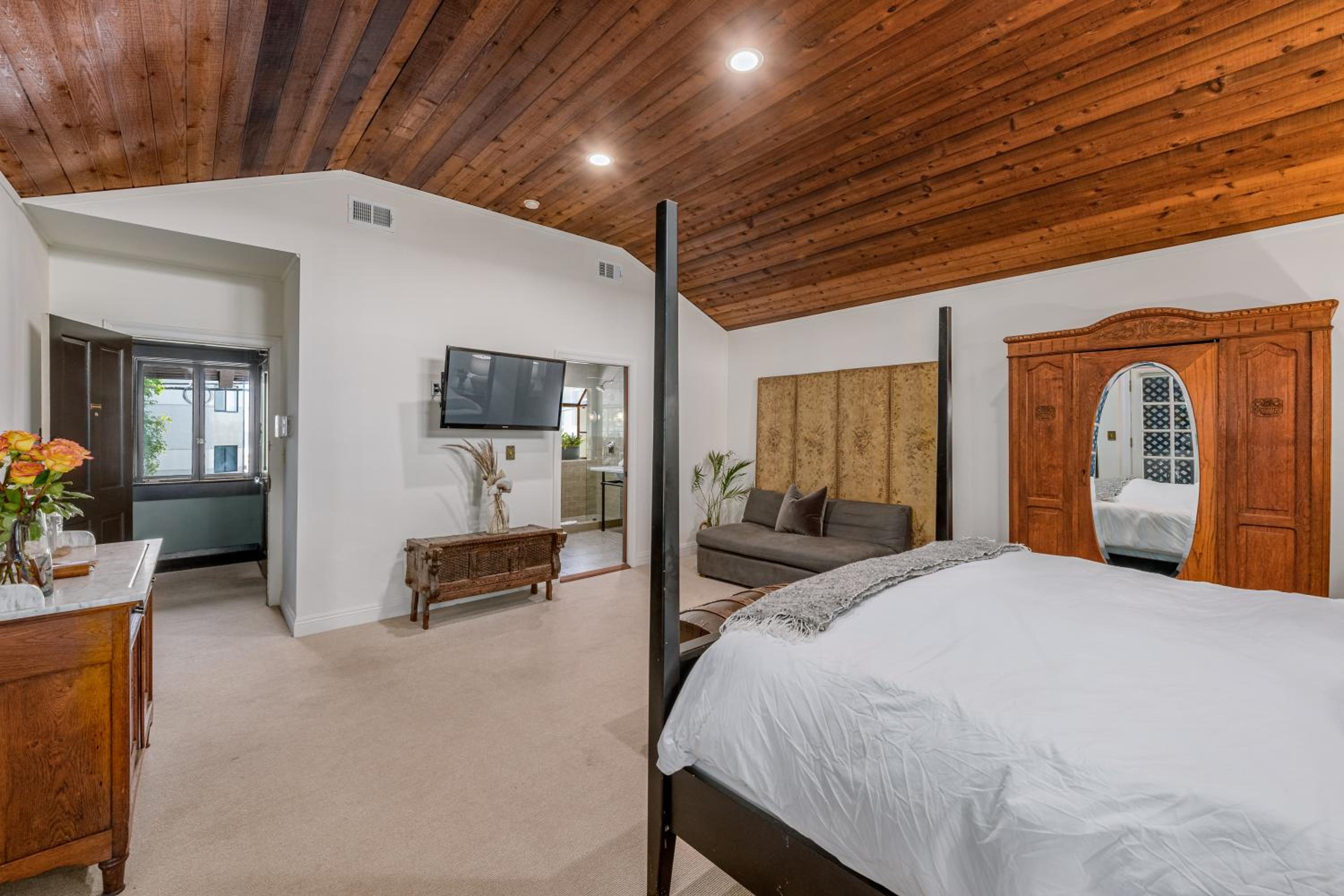 The Venice Beach House