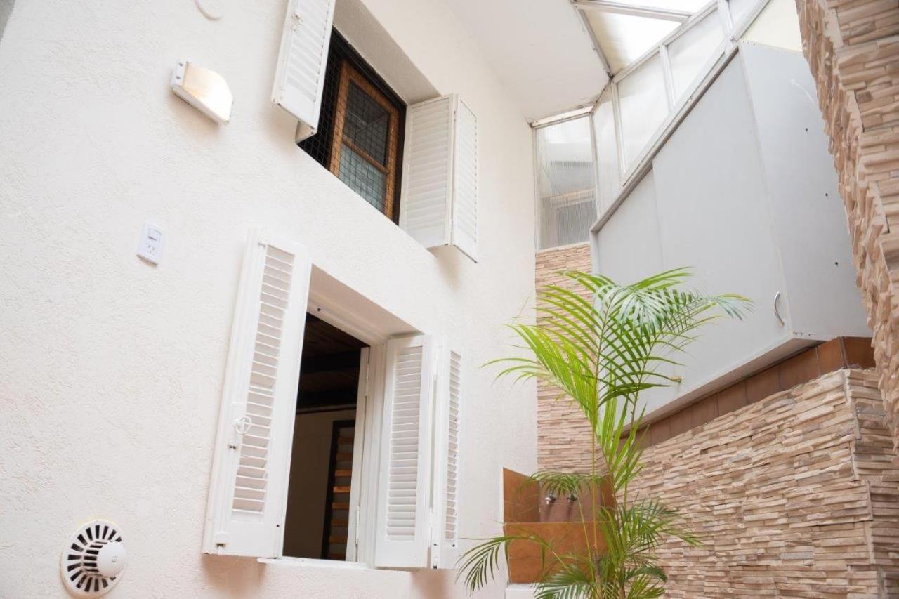 Departamento con patio en excelente ubicación en Belgrano