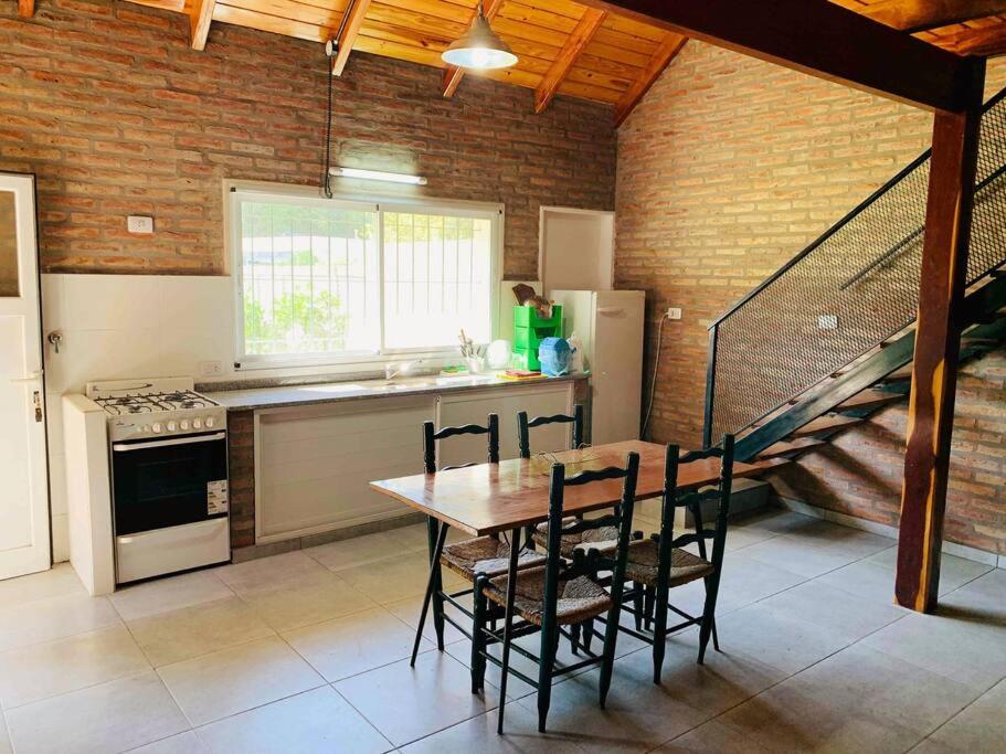 Casa Departamento Funes Buena Vista Cochera Pileta