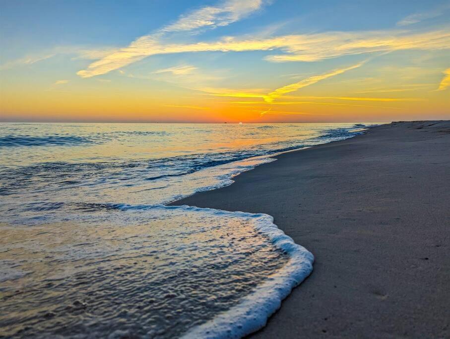 Surfside Paradise