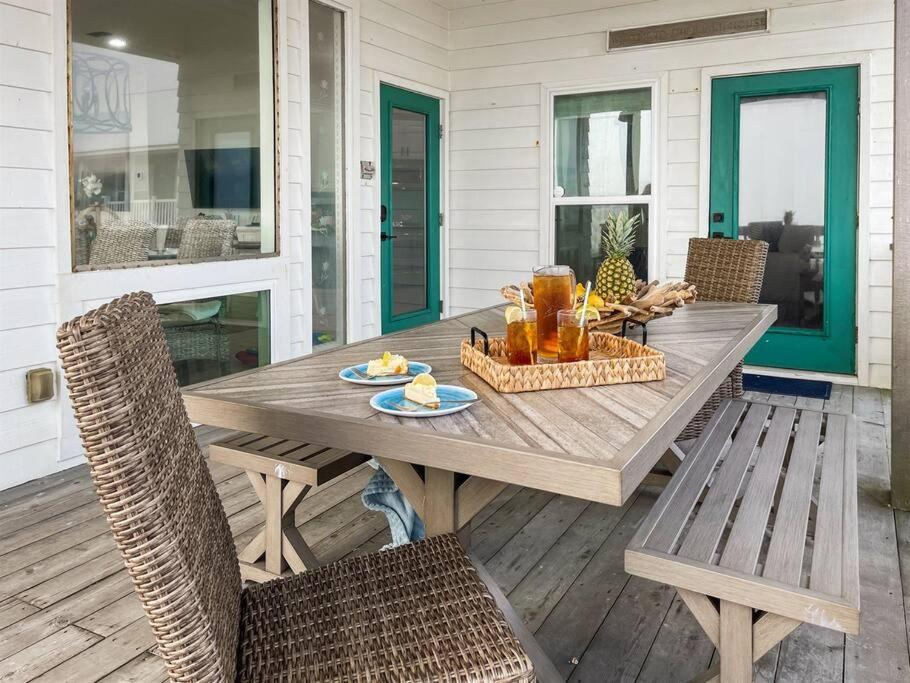 Surfside Paradise