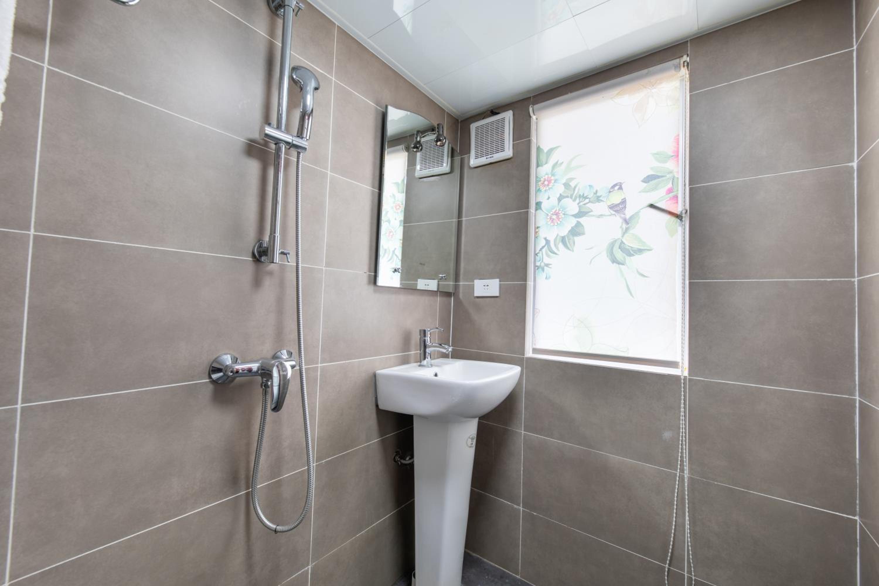 Junshe Boutique Guest House-Complementary pick up servie for a 3-night stay in a deluxe room