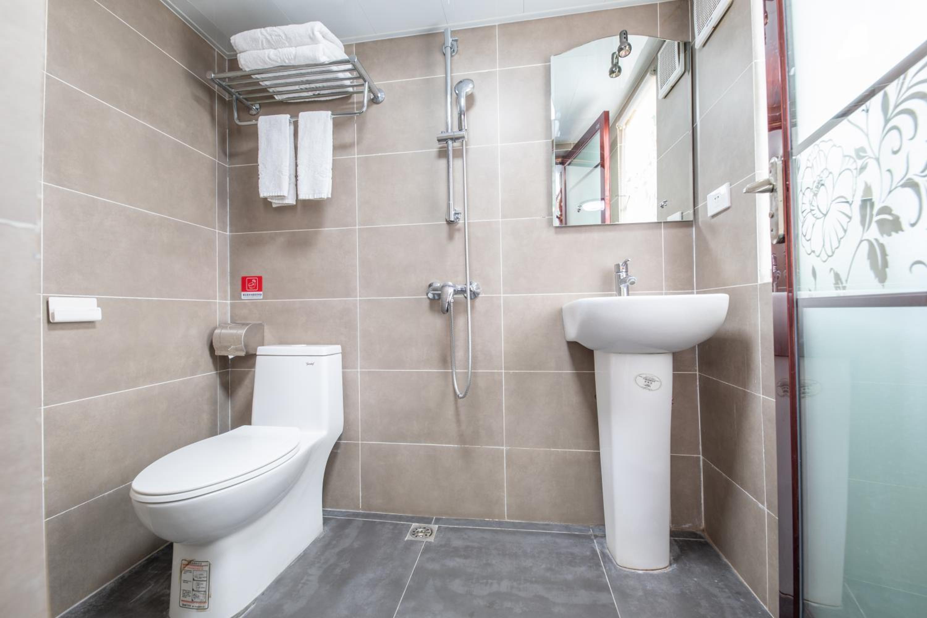 Junshe Boutique Guest House-Complementary pick up servie for a 3-night stay in a deluxe room