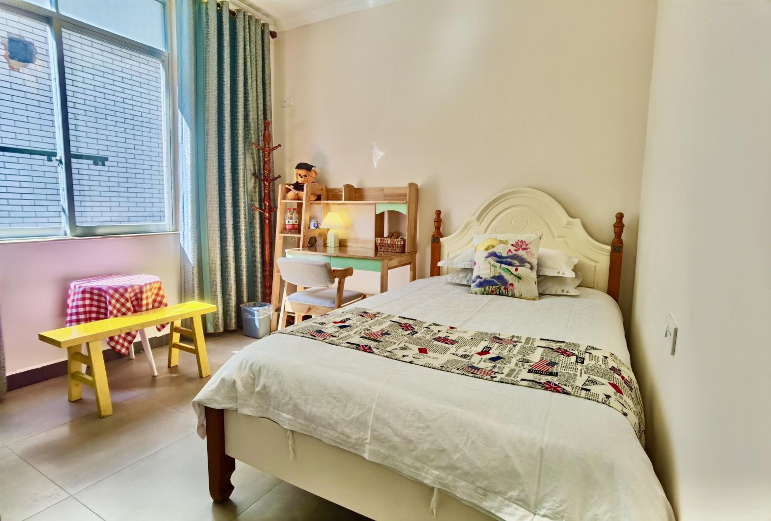 Junshe Boutique Guest House-Complementary pick up servie for a 3-night stay in a deluxe room