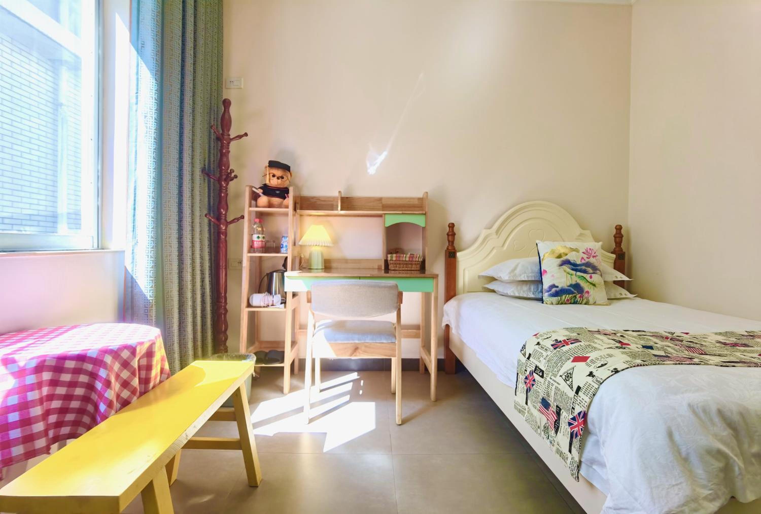 Junshe Boutique Guest House-Complementary pick up servie for a 3-night stay in a deluxe room
