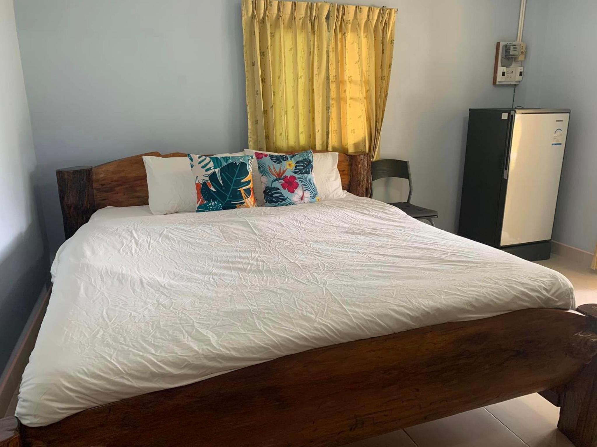 AtMyHomeStay Bangsaphan