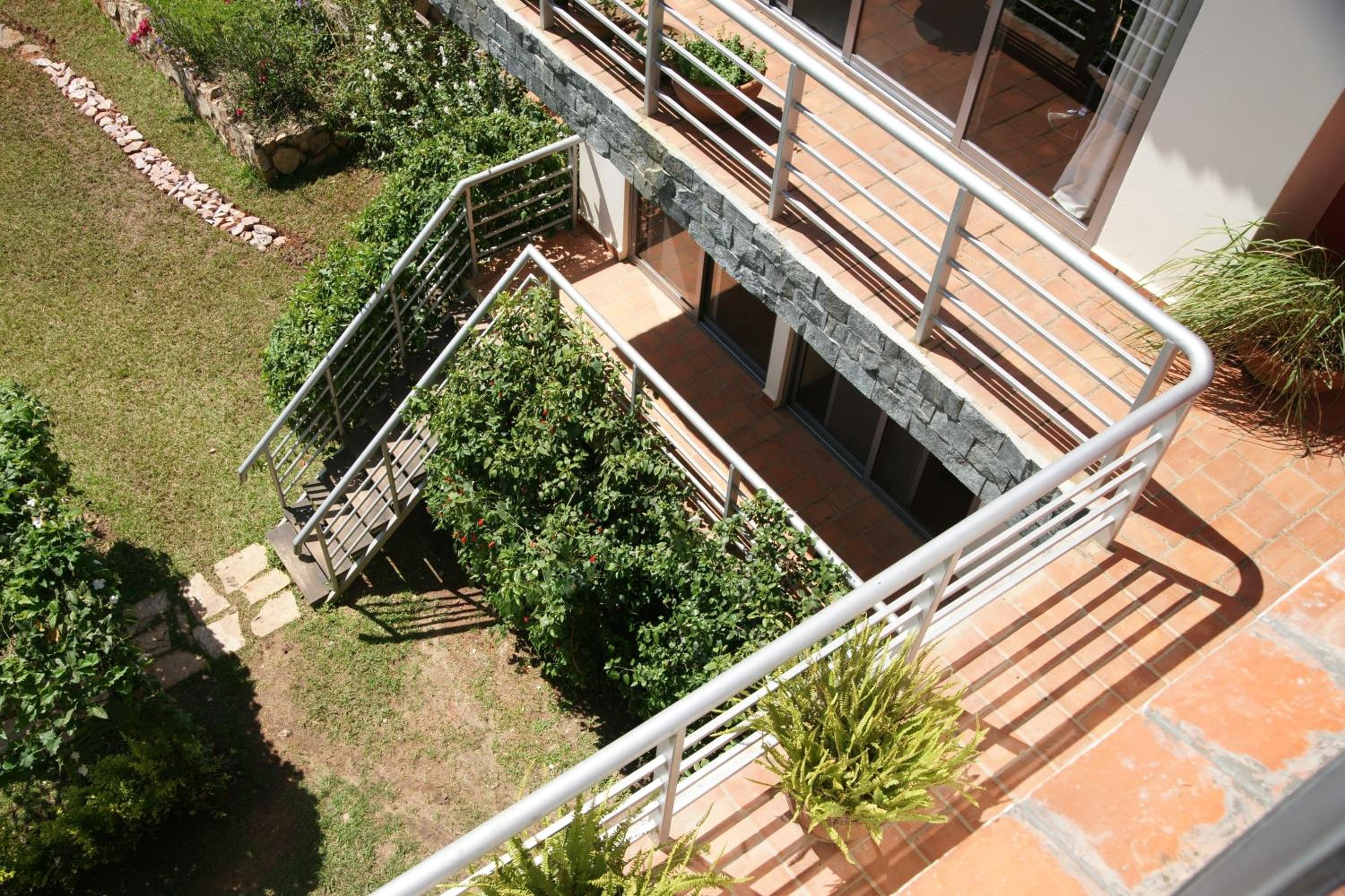 Yellow Haven Lodge
