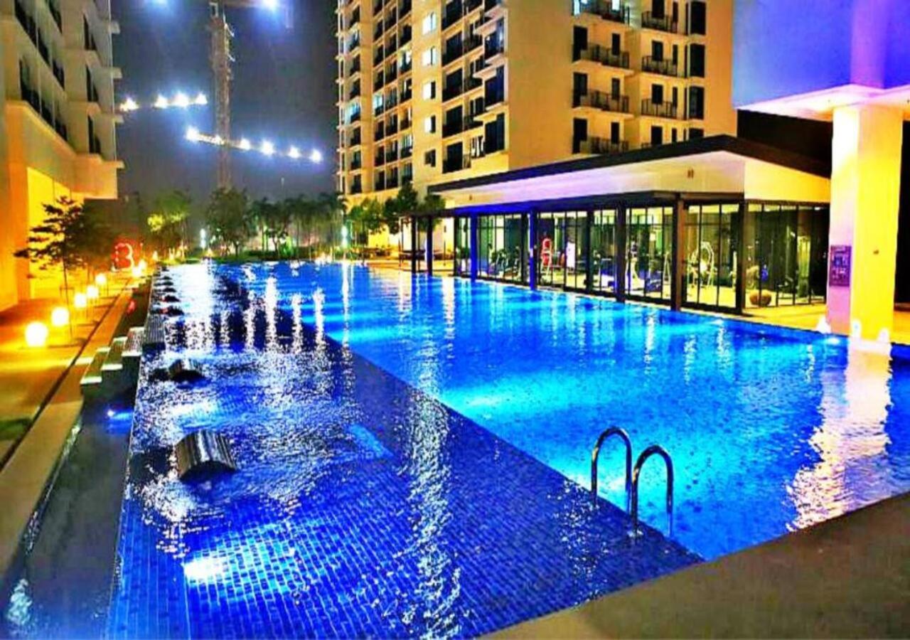 Peanut Butter Homestay #Trefoil Setia City photo 6