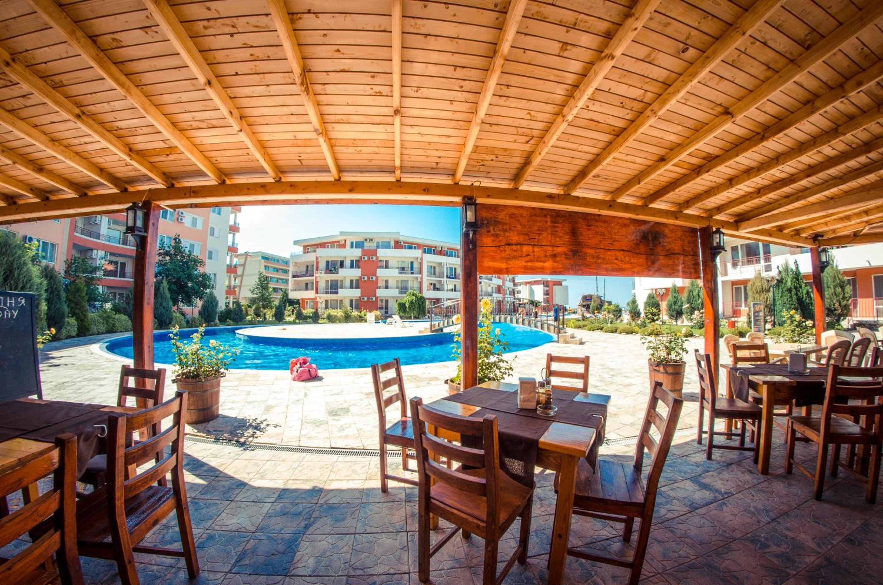 Privillege Fort Noks Beach Apartments
