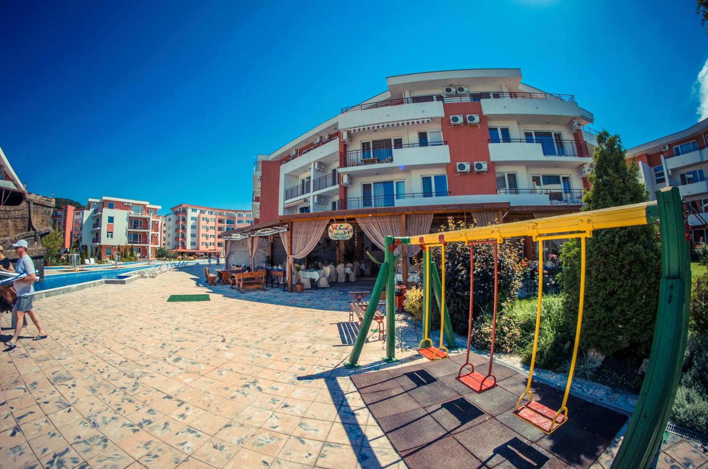 Privillege Fort Noks Beach Apartments