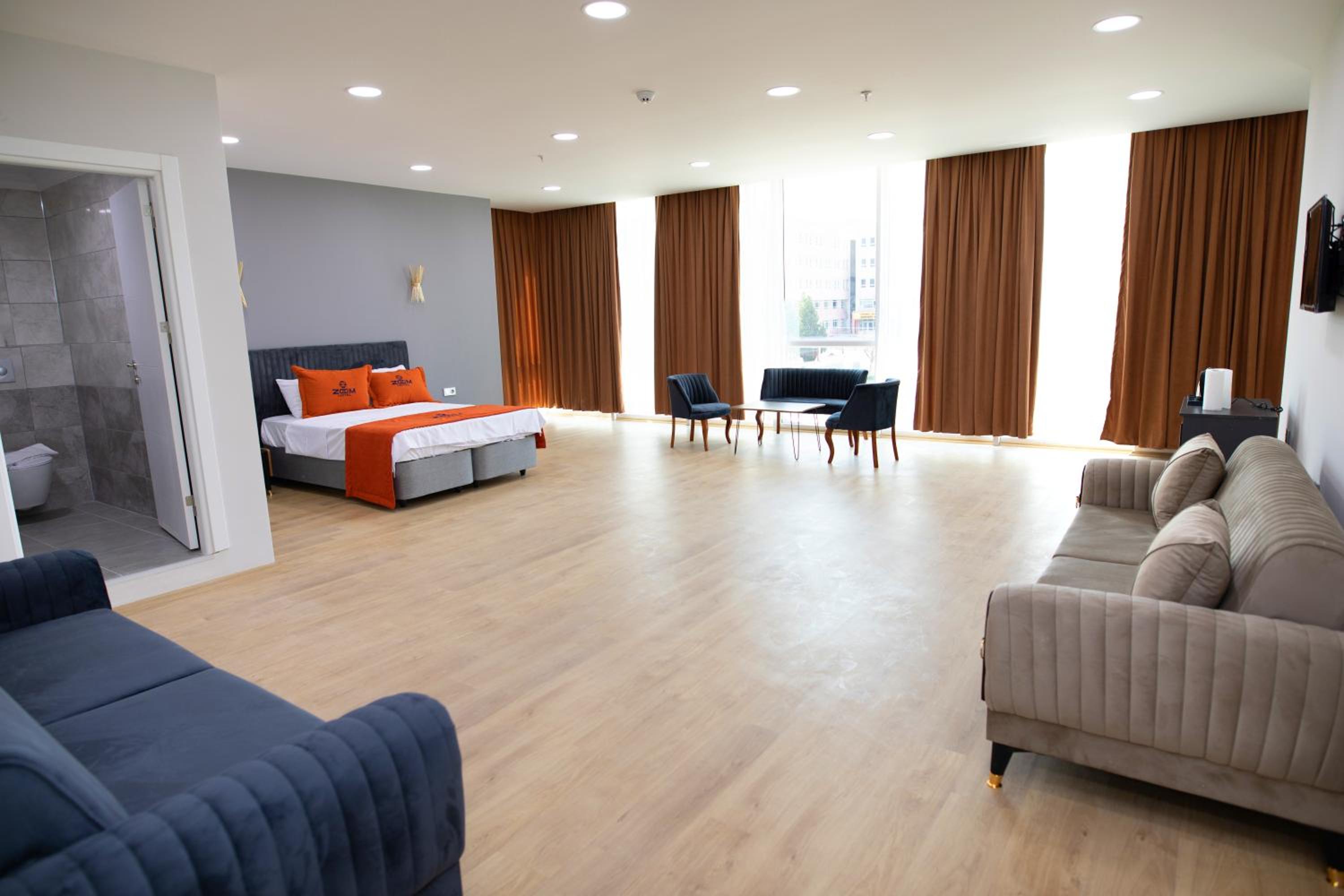 ZOOM OTEL - Image 42