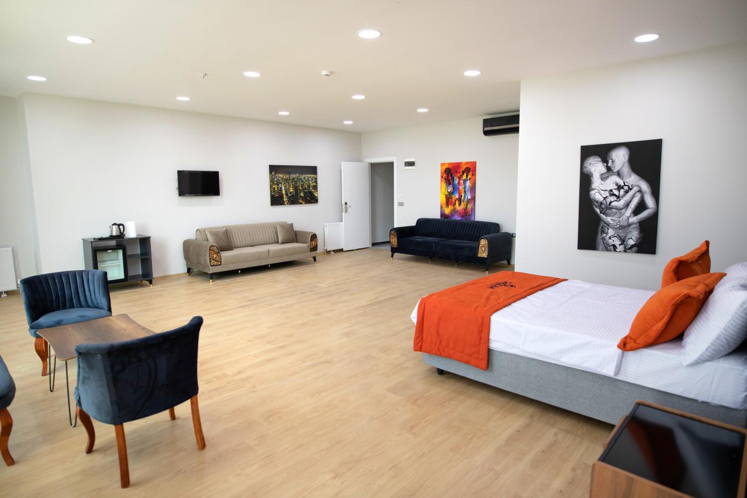 ZOOM OTEL - Image 35