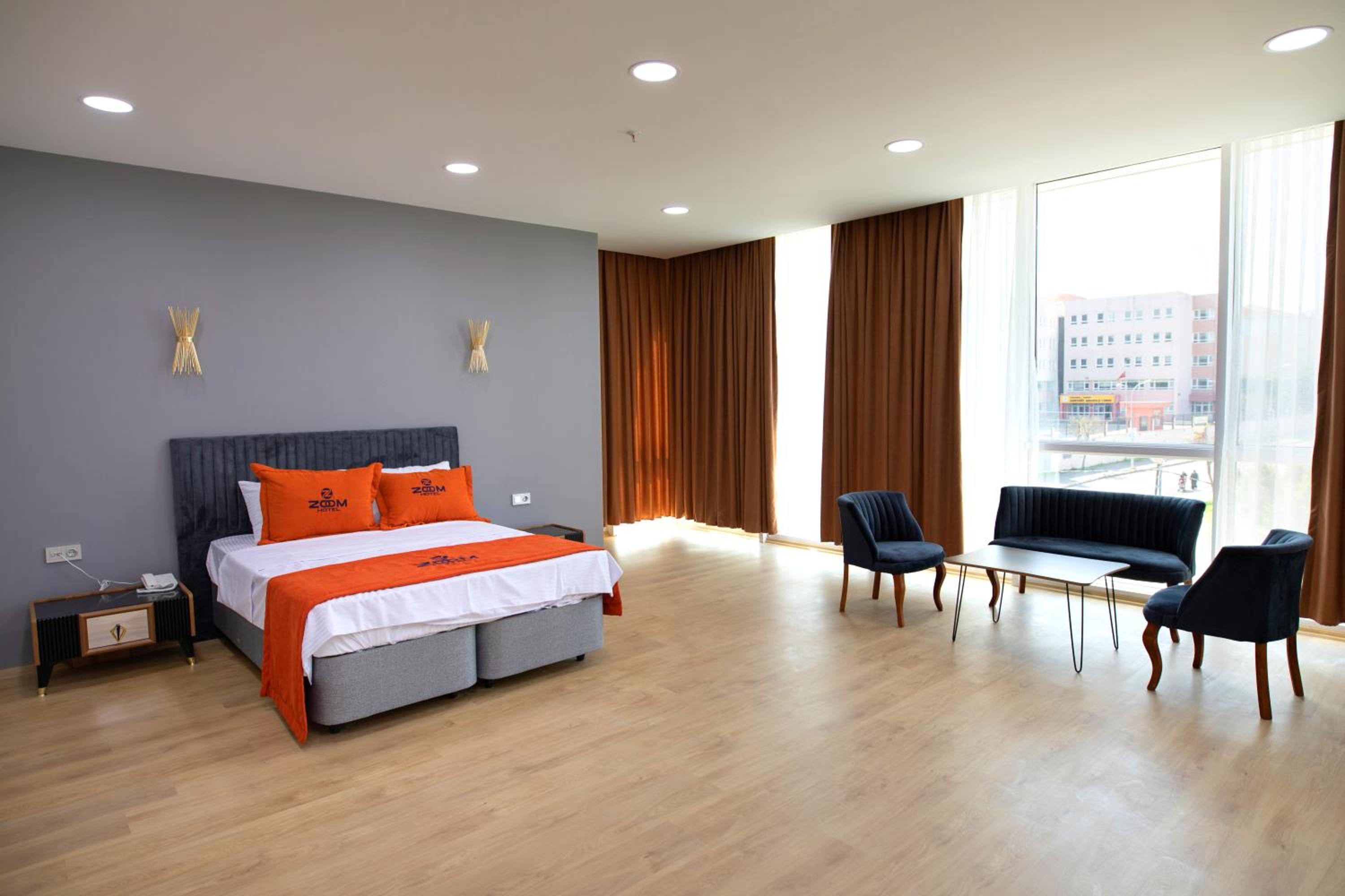 ZOOM OTEL - Image 36