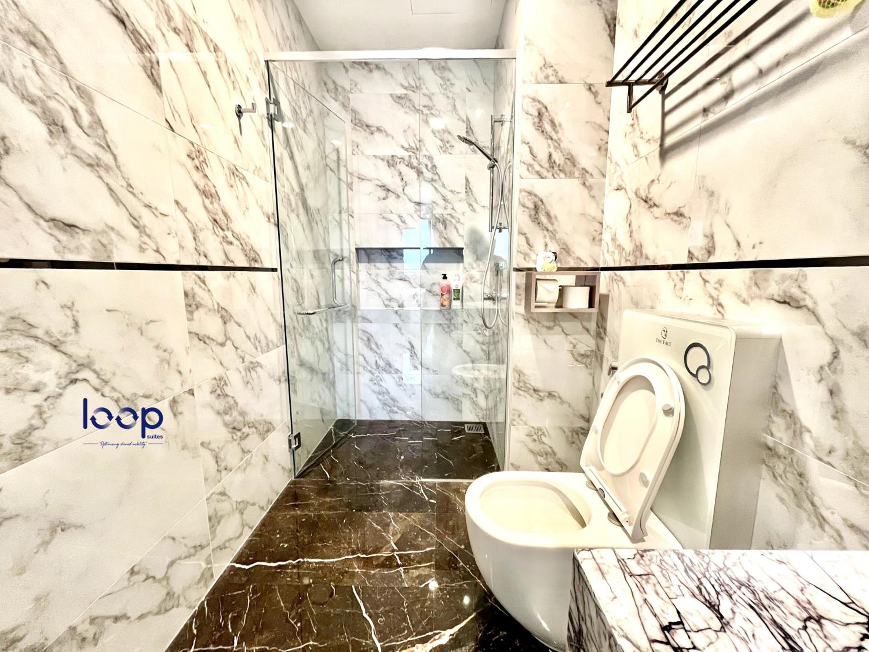 Platinum 2 Kuala Lumpur by Loop Suites photo 5