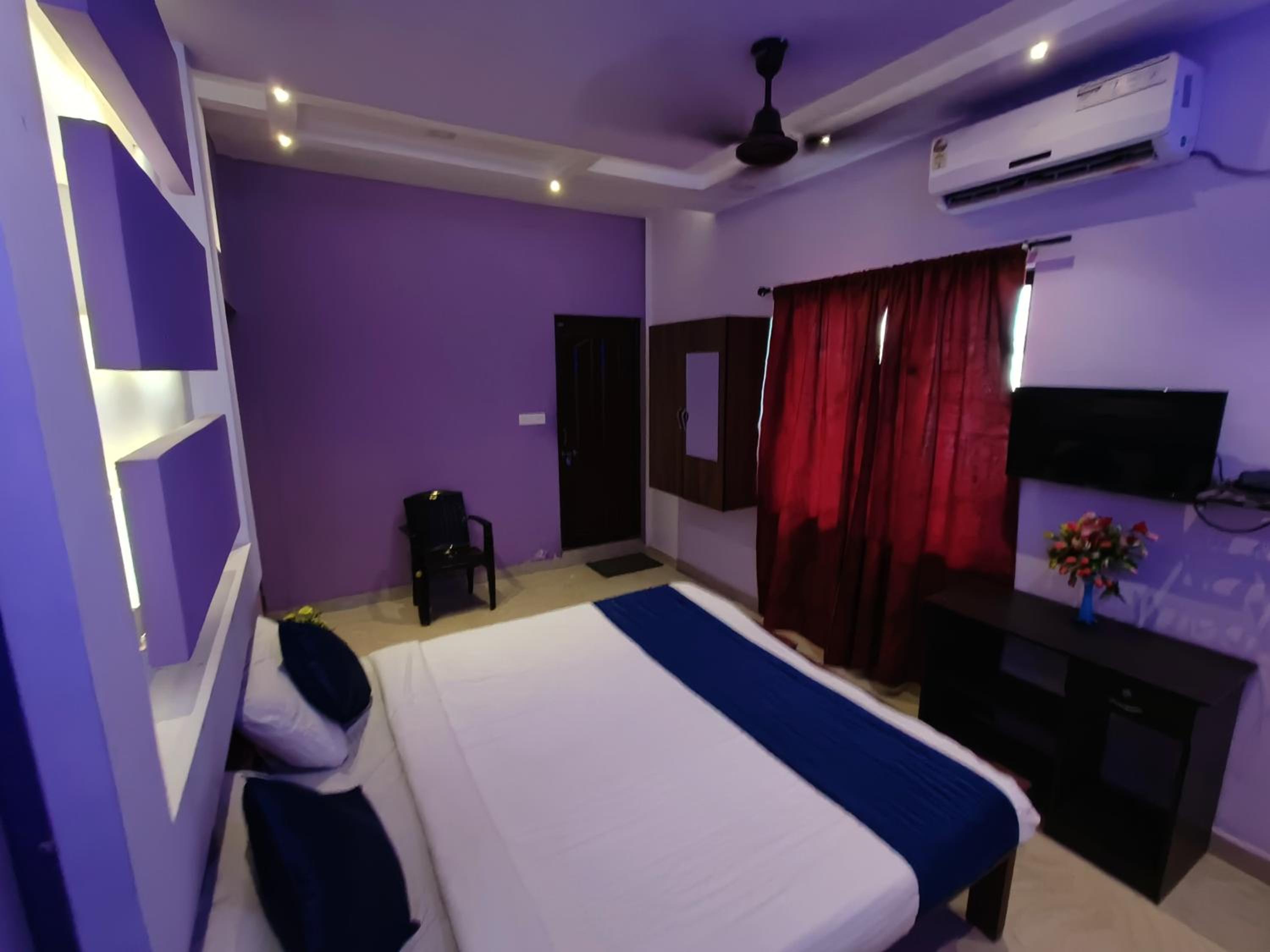 Chalil Residency