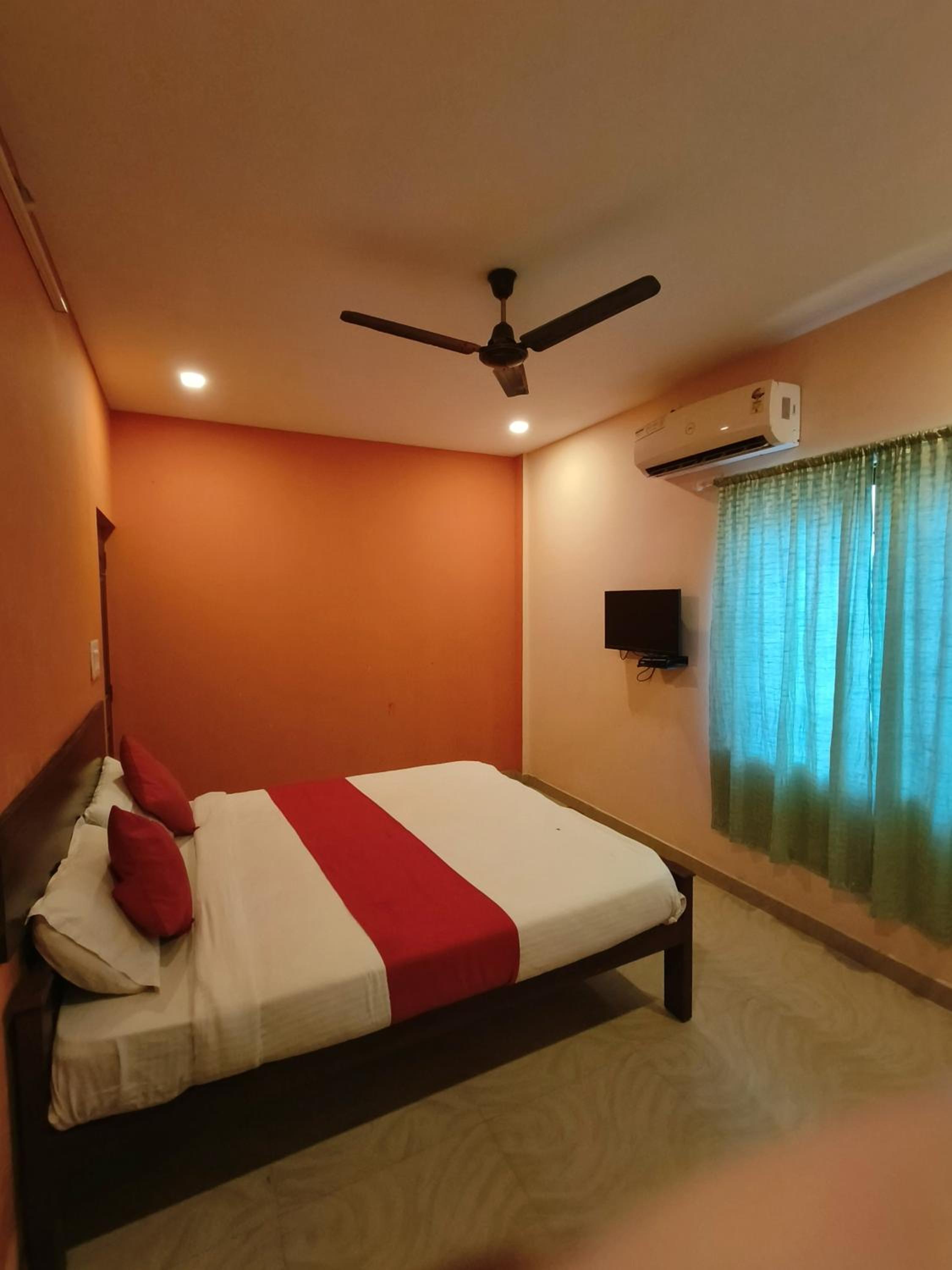 Chalil Residency