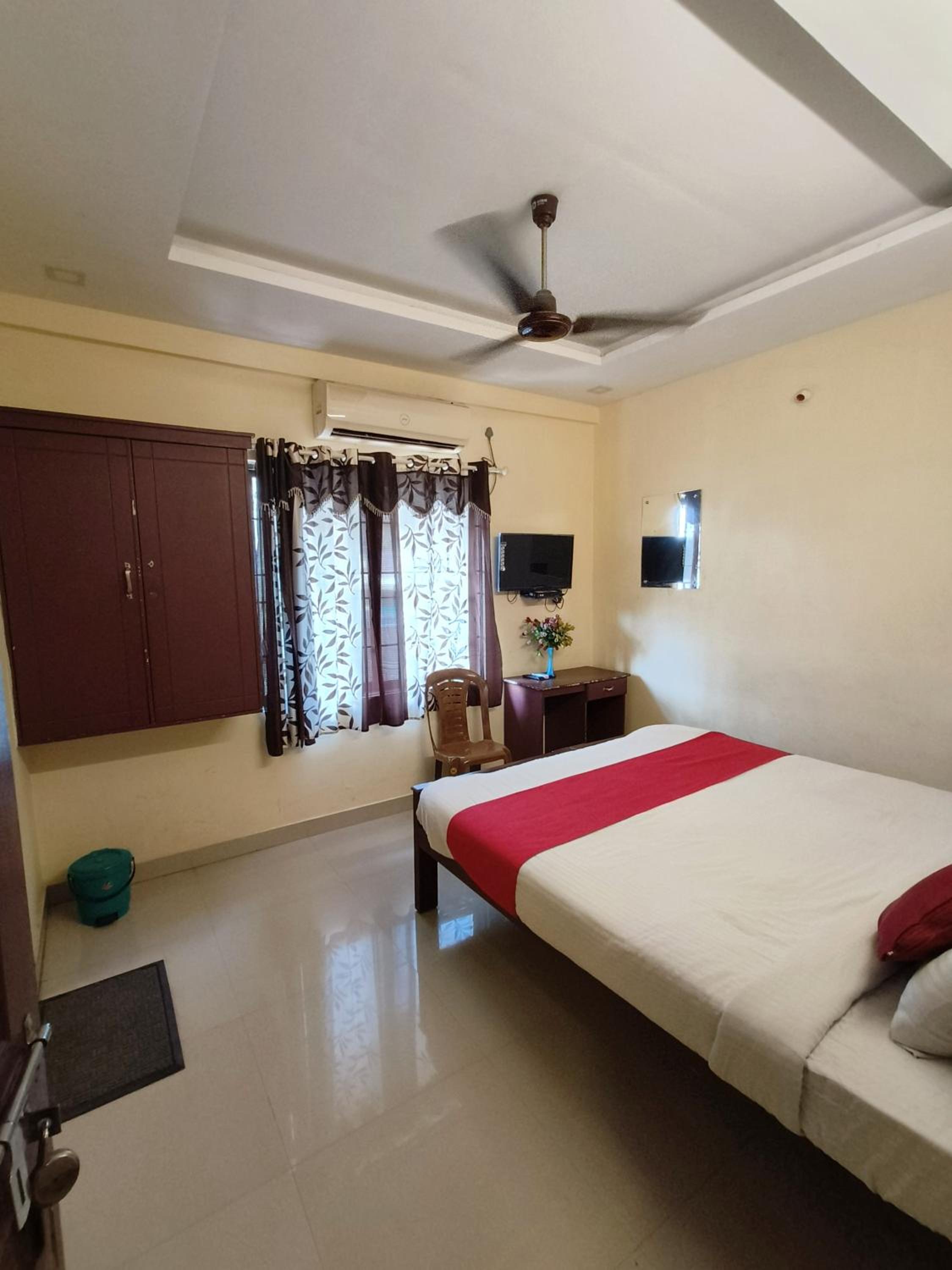 Chalil Residency