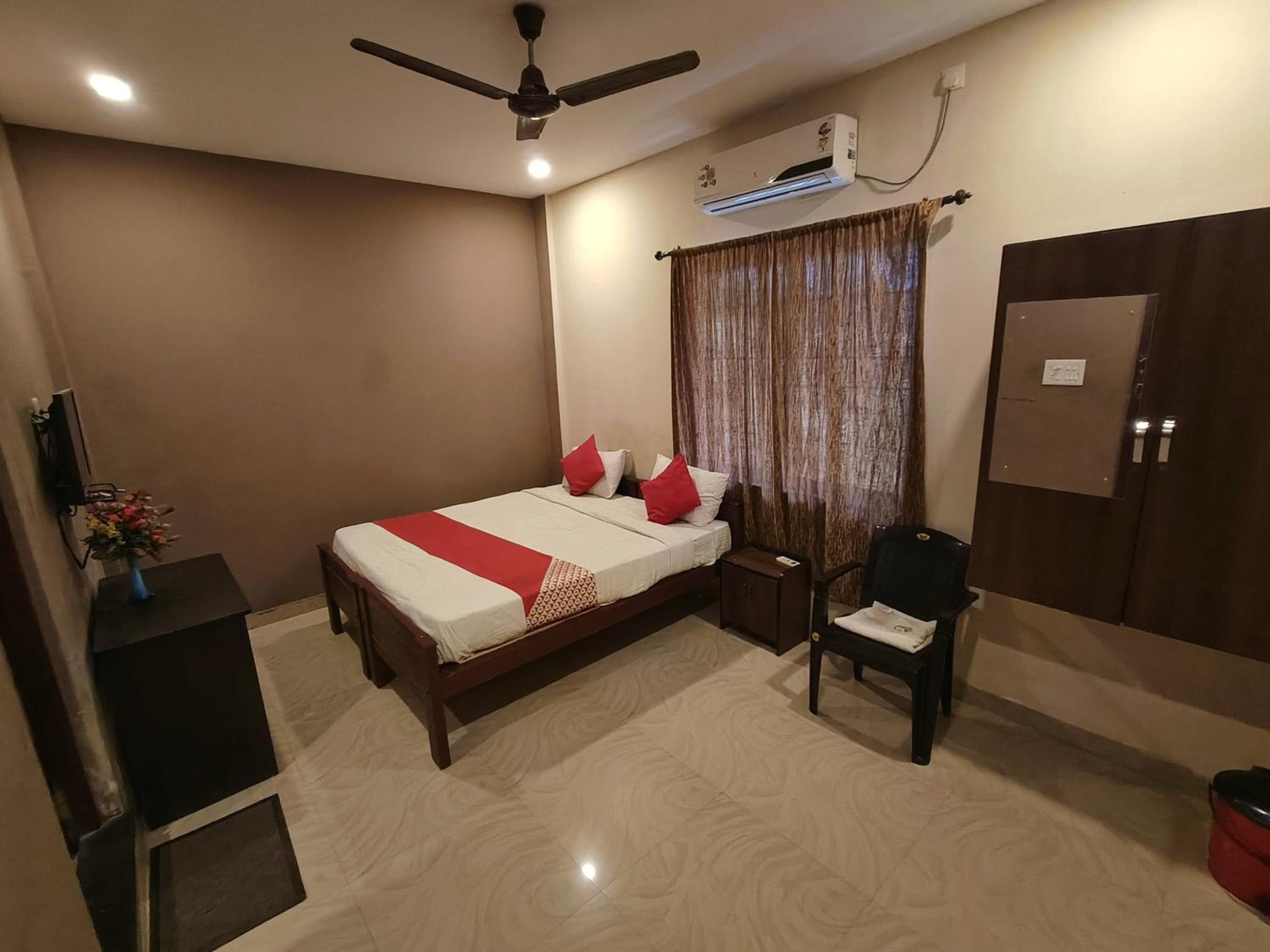 Chalil Residency
