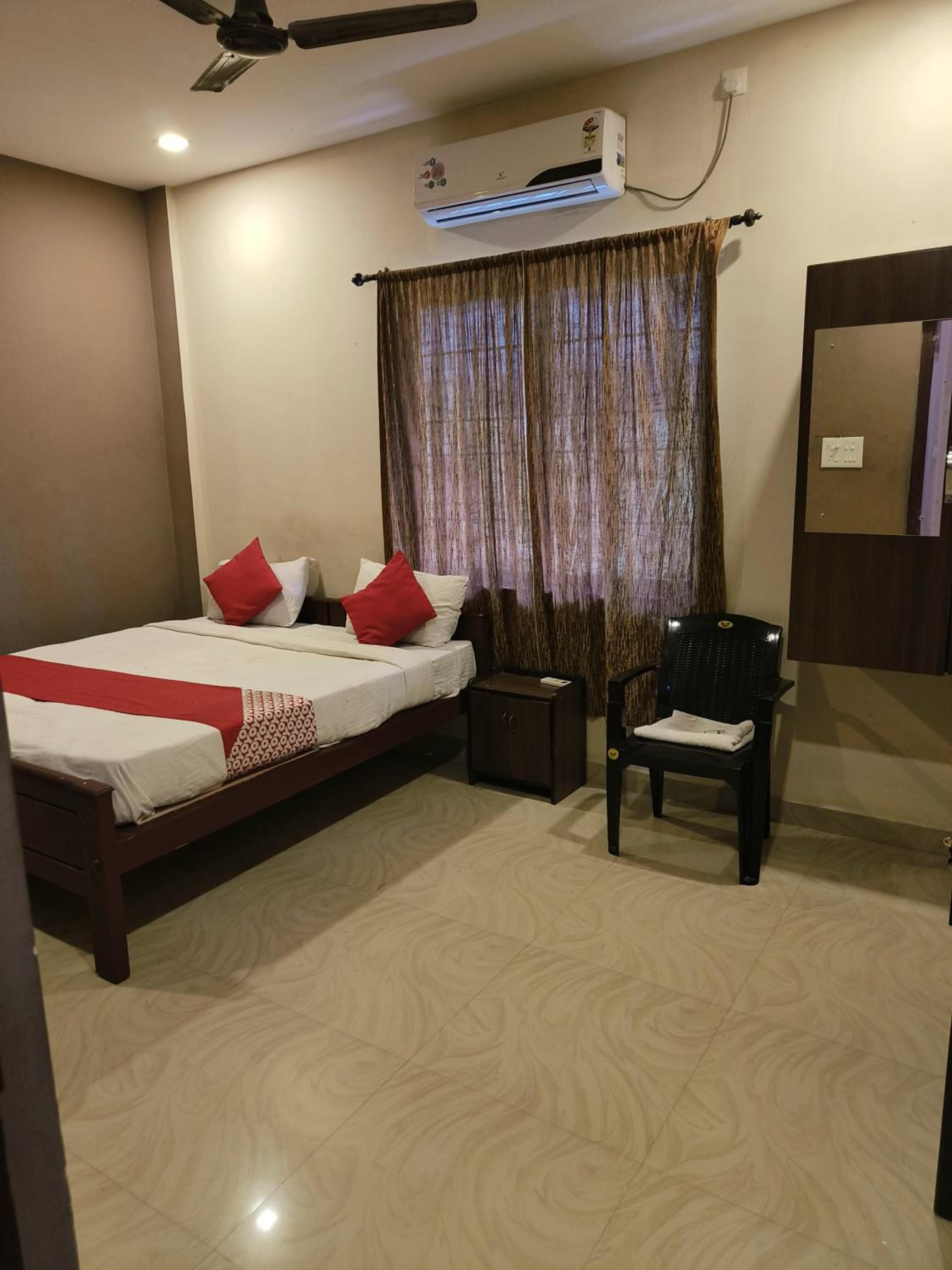 Chalil Residency