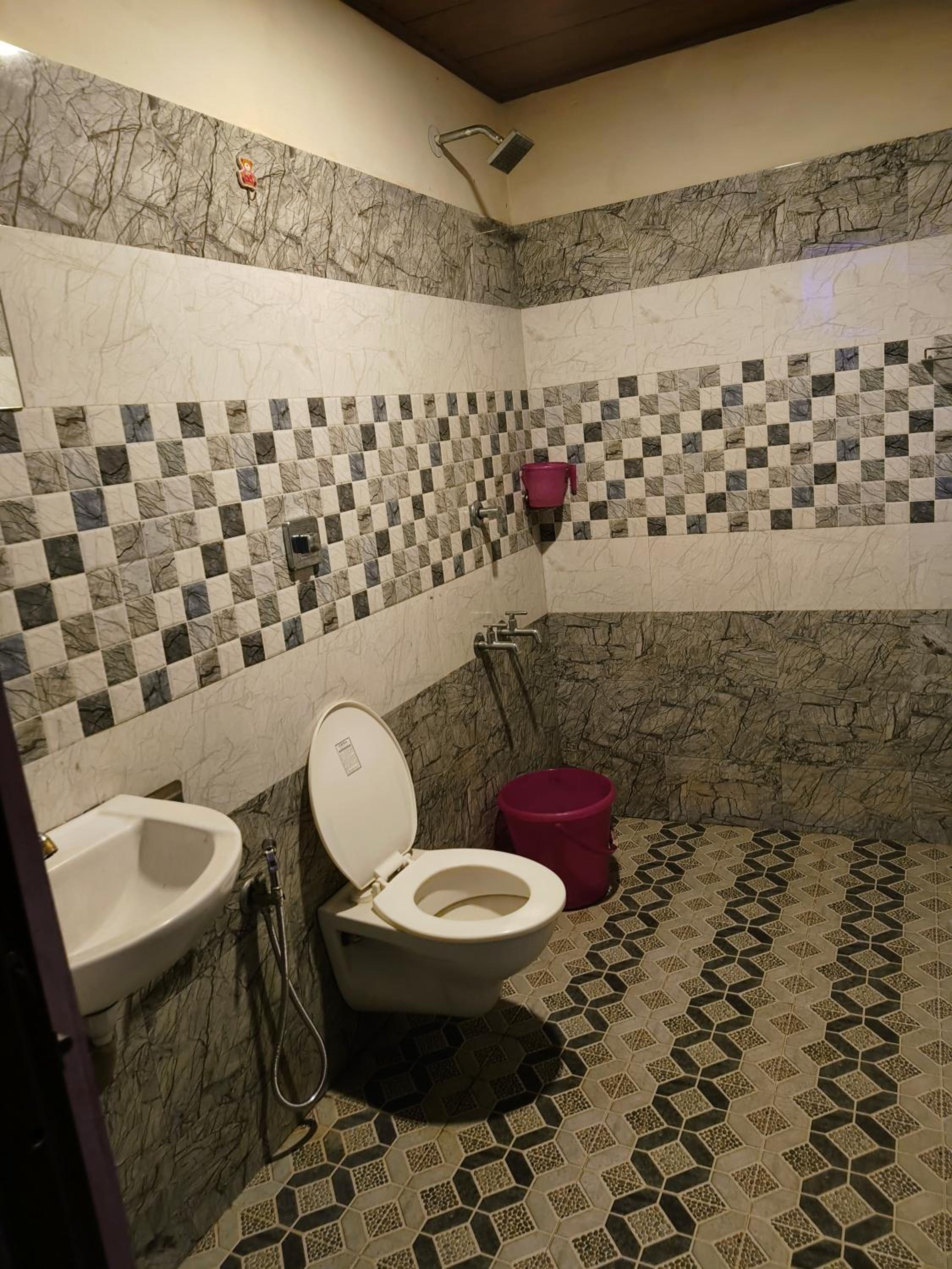 Chalil Residency