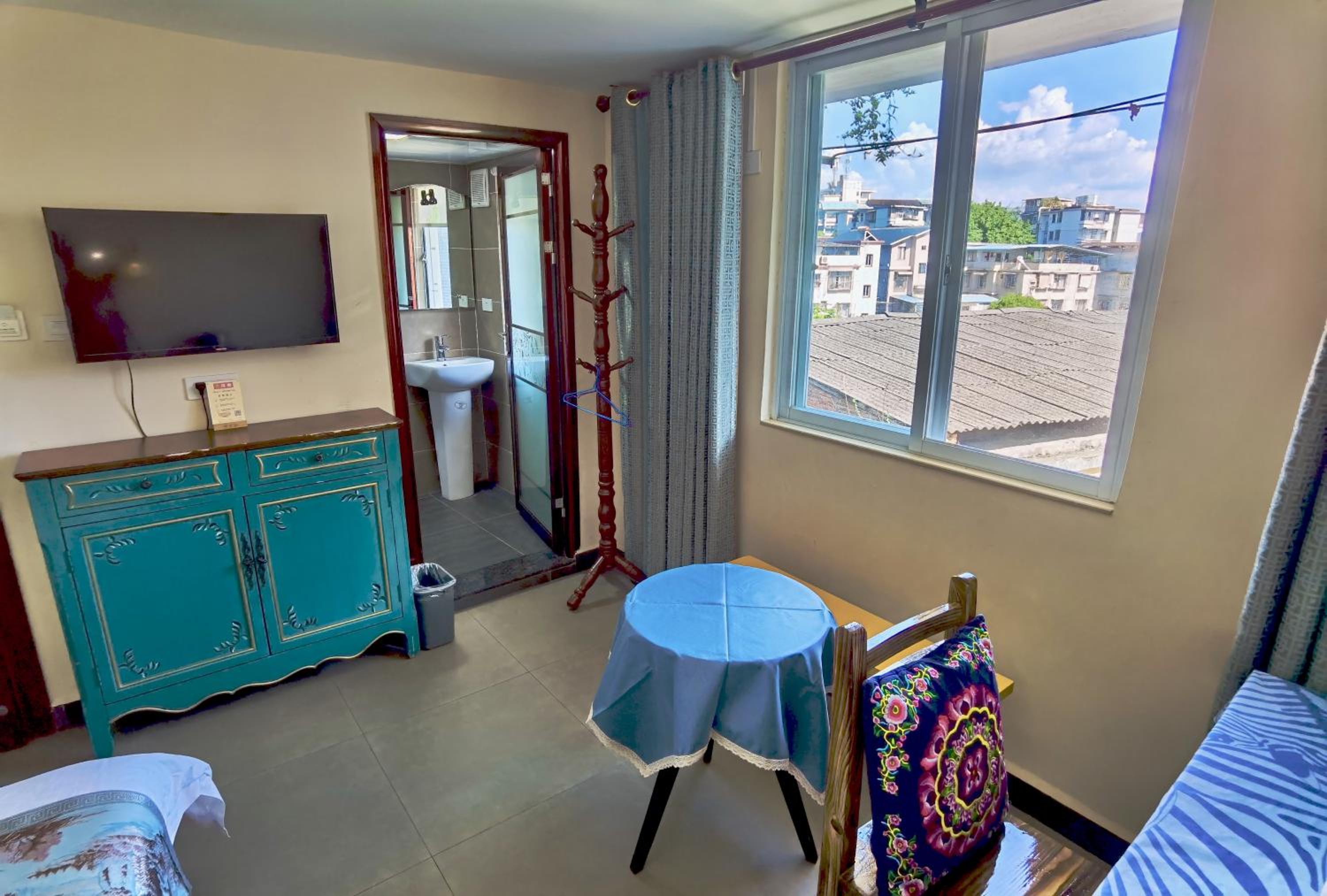 Junshe Boutique Guest House-Complementary pick up servie for a 3-night stay in a deluxe room