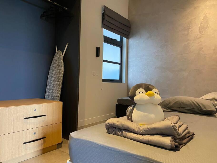2R1B 5Pax Union Executive Suites Bandar Sunway