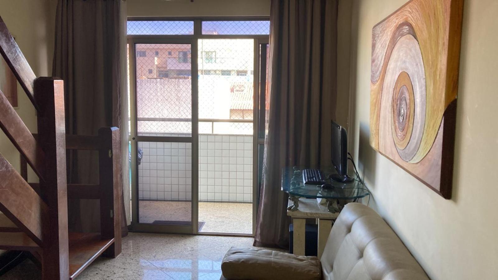 Cobertura Pé na Areia Vista Mar Churrasqueira 12 Pessoas