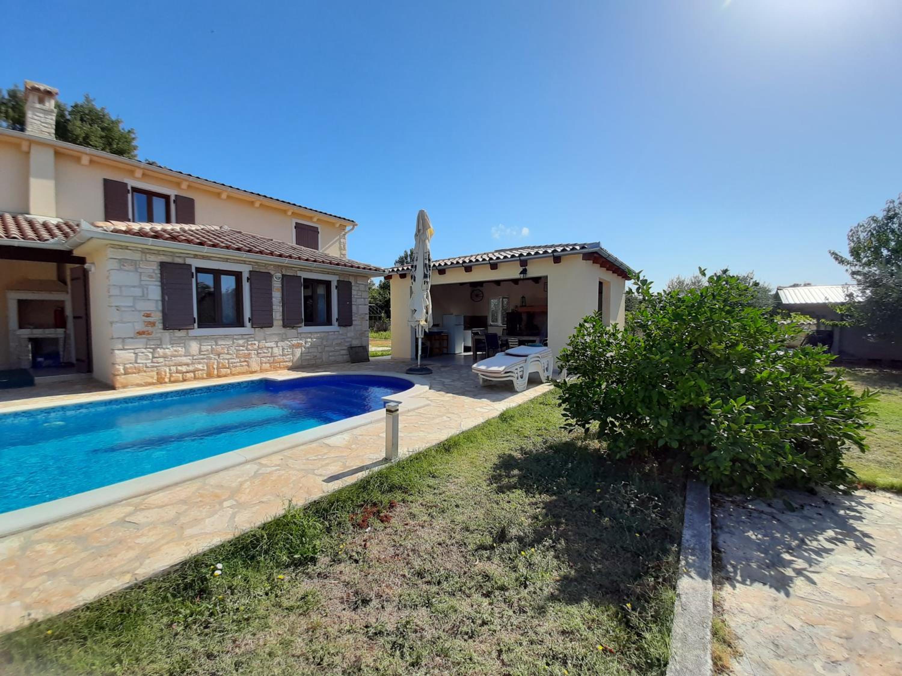 Villa Mark view 3