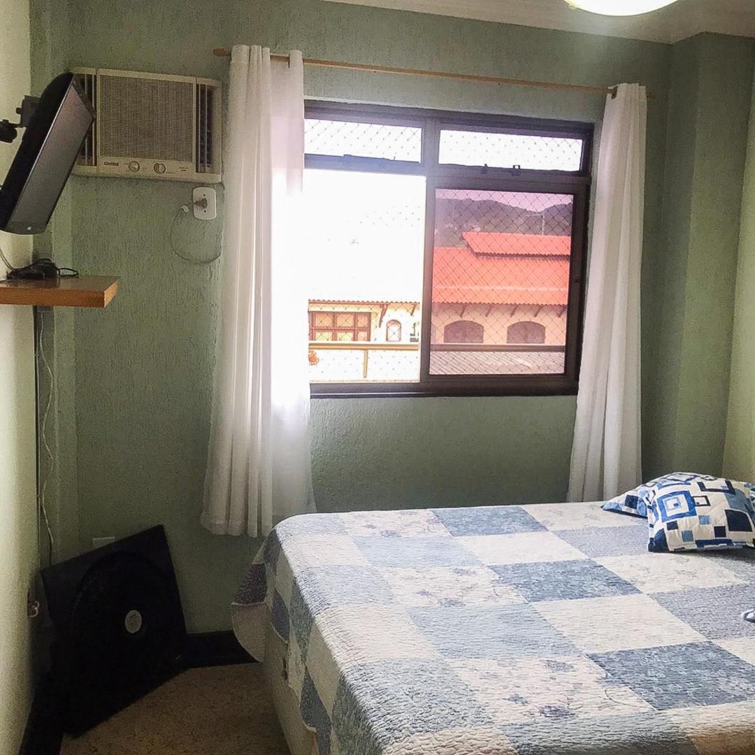Cobertura Pé na Areia Vista Mar Churrasqueira 12 Pessoas