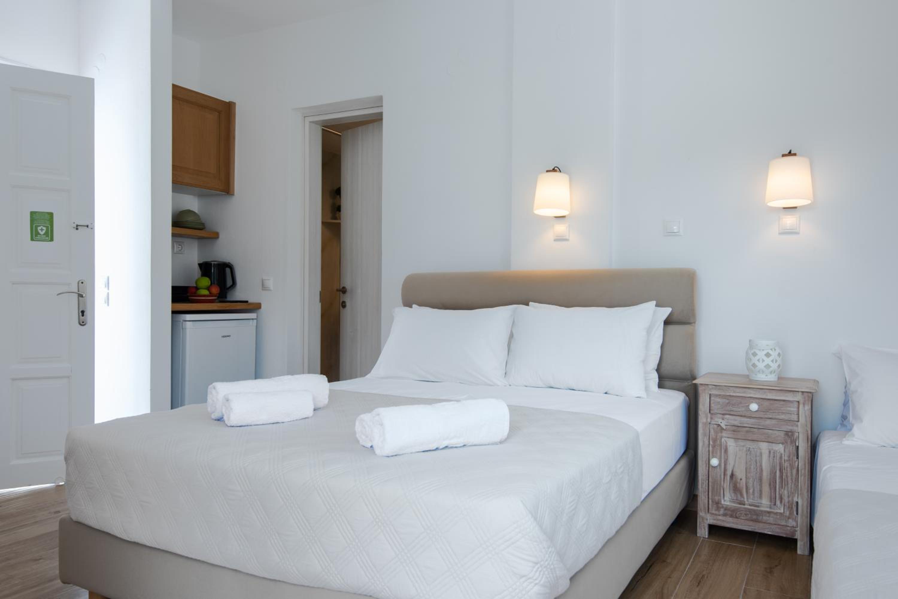 KALYPSO ACCOMMODATION SIFNOS