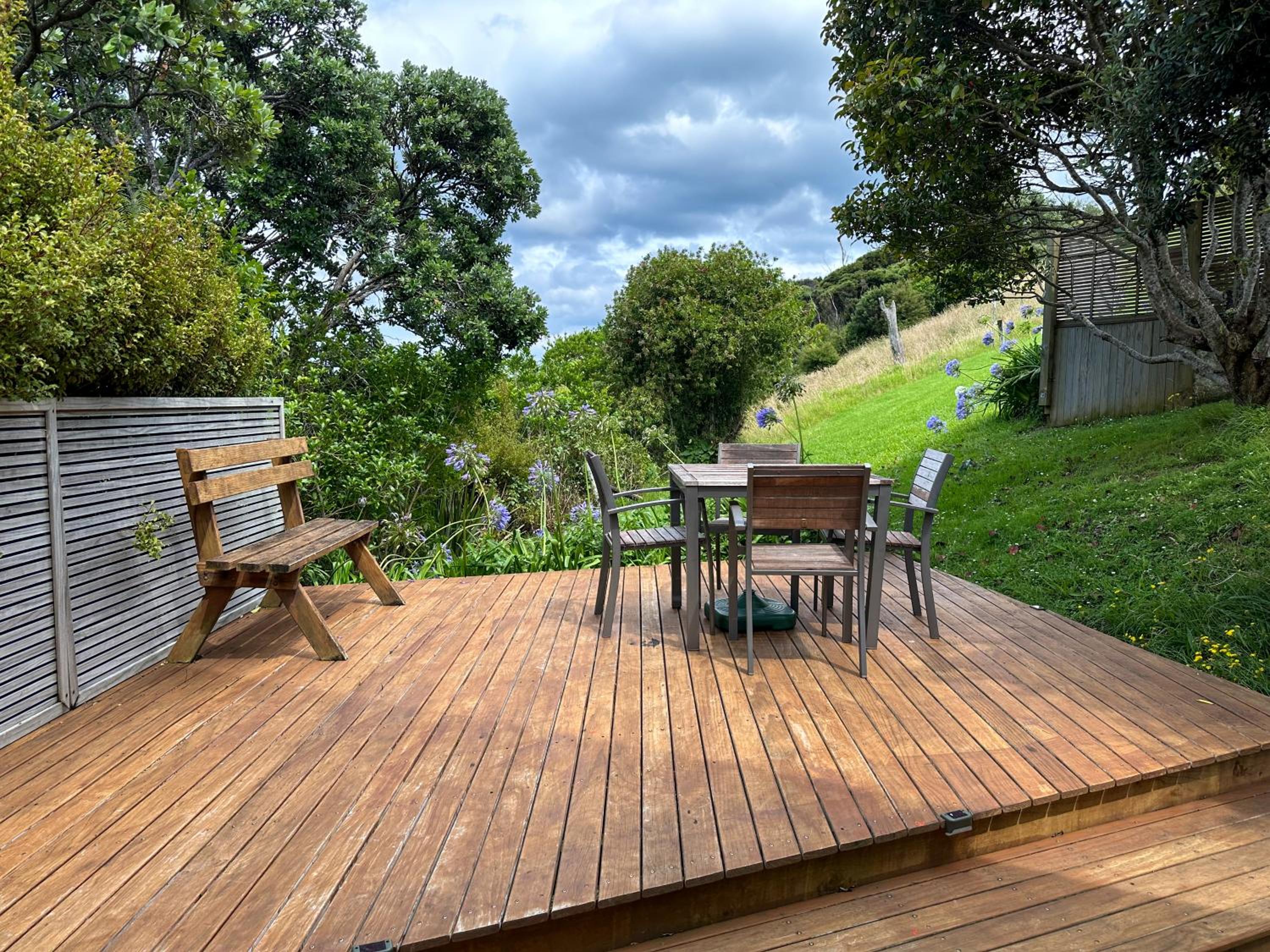 Pohutukawa Coastal Chalets