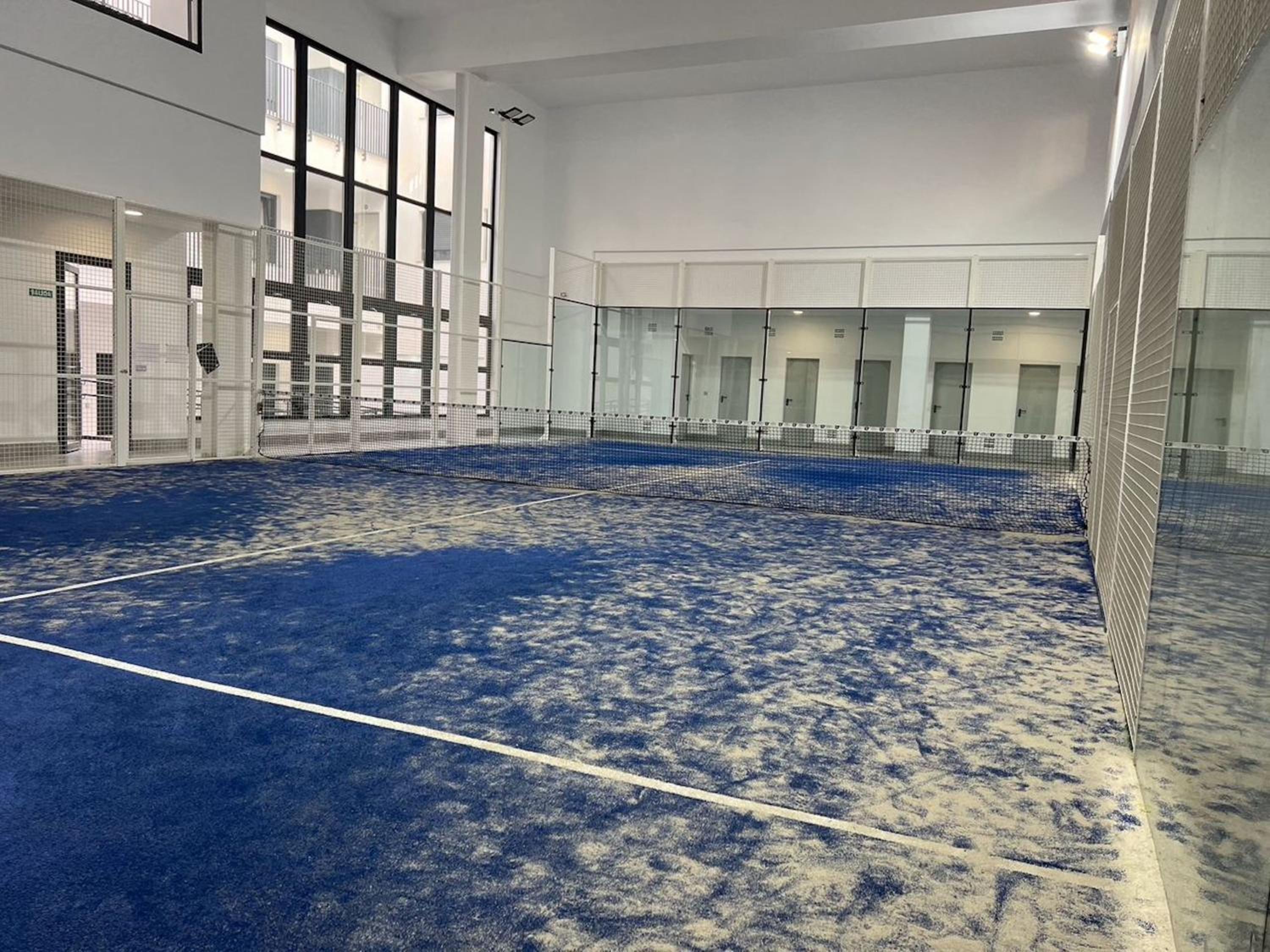 Holidays2Malaga Alta Downtown Pool Paddle and Parking New building