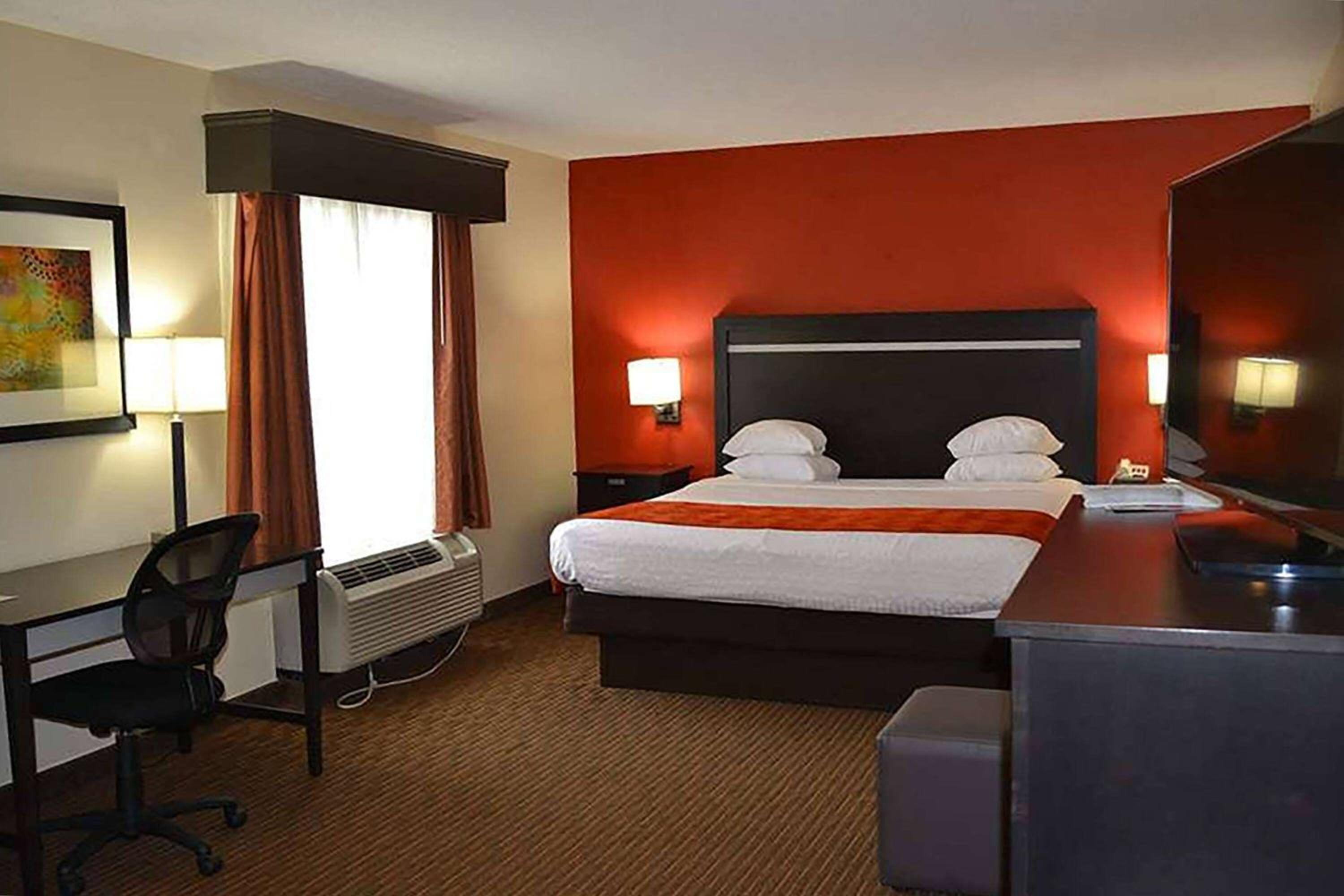 Laurel Vacations - Days Inn by Wyndham Laurel MS - Property Image 3