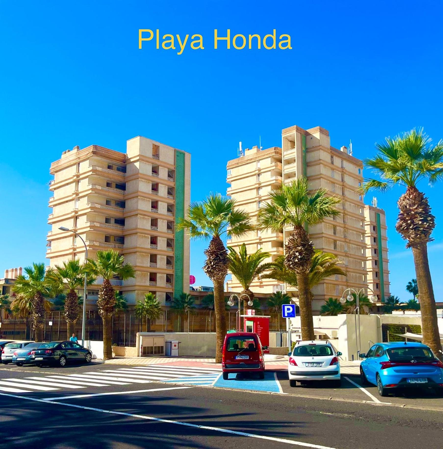 playa honda cozy apartament