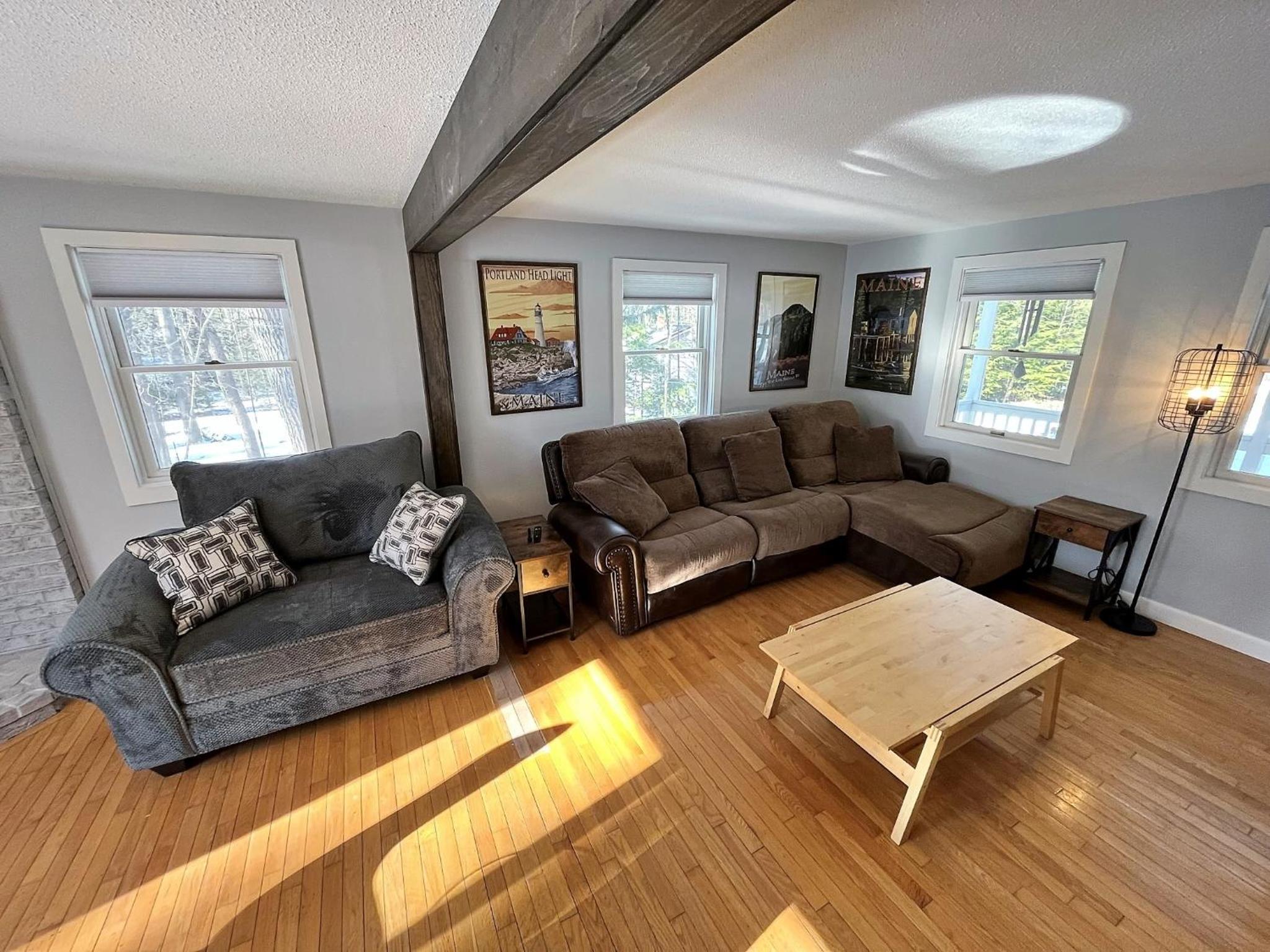 Spacious Country Home Freeport, 5 min to LL Bean! view 5