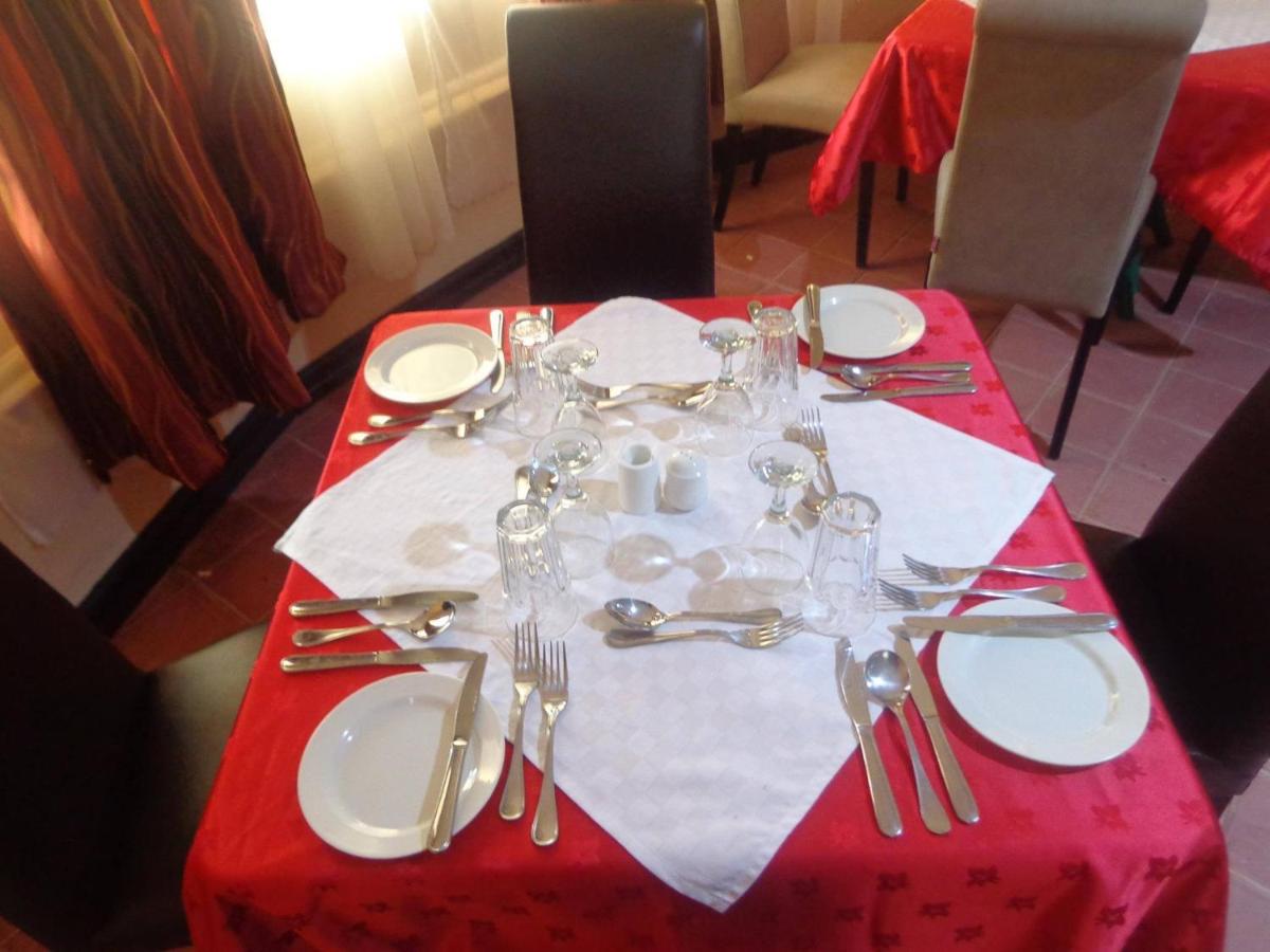 restaurant