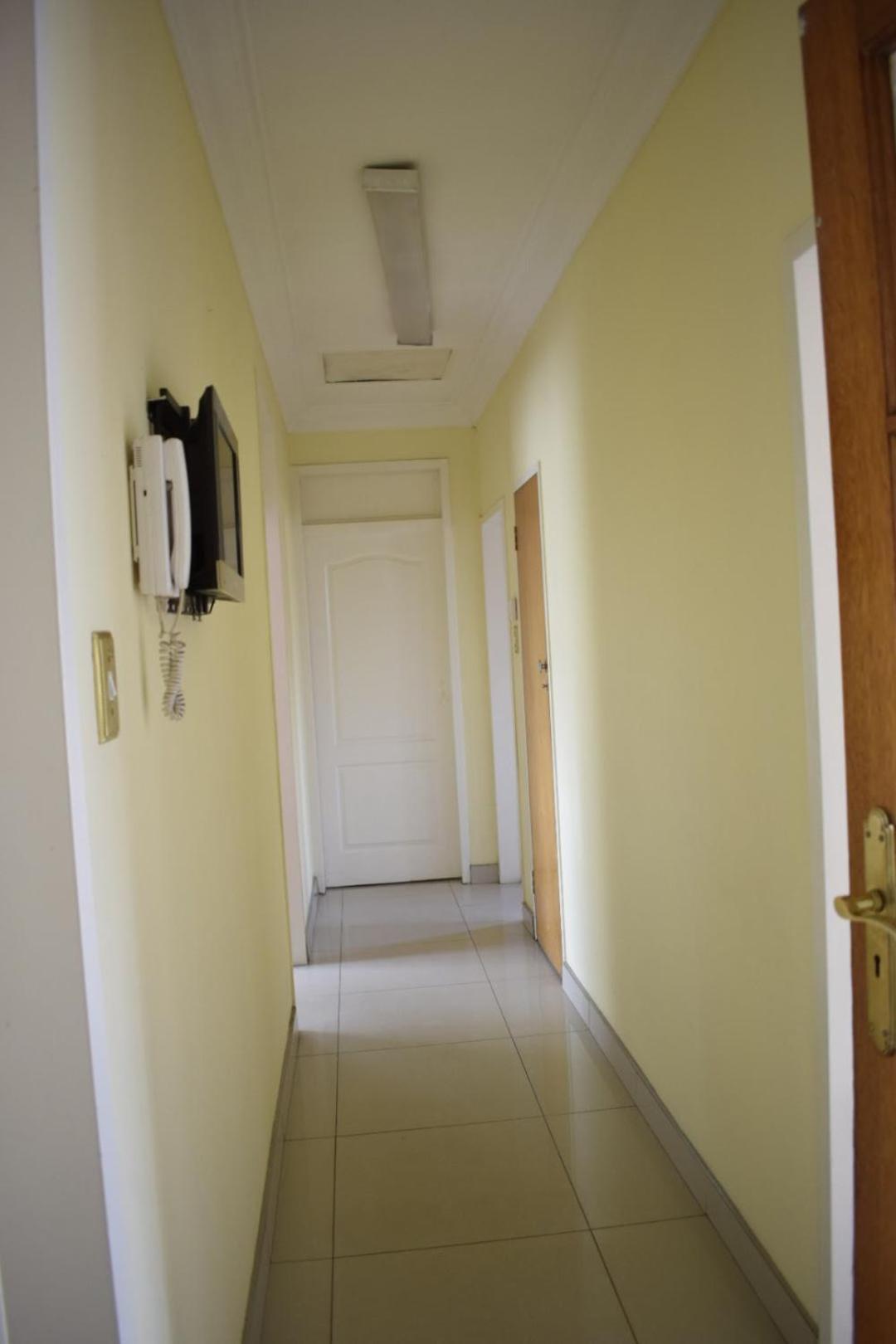 Lalela House Boutique Guesthouse - Free Wifi & Secure Parking