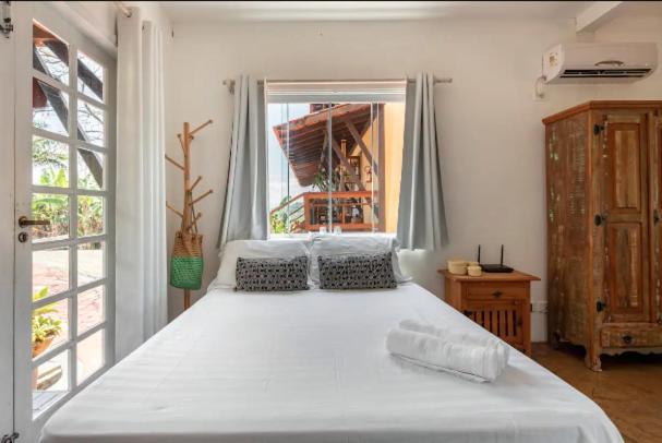 Loft 08 - Vista Cachoeira - Ar-Condicionado