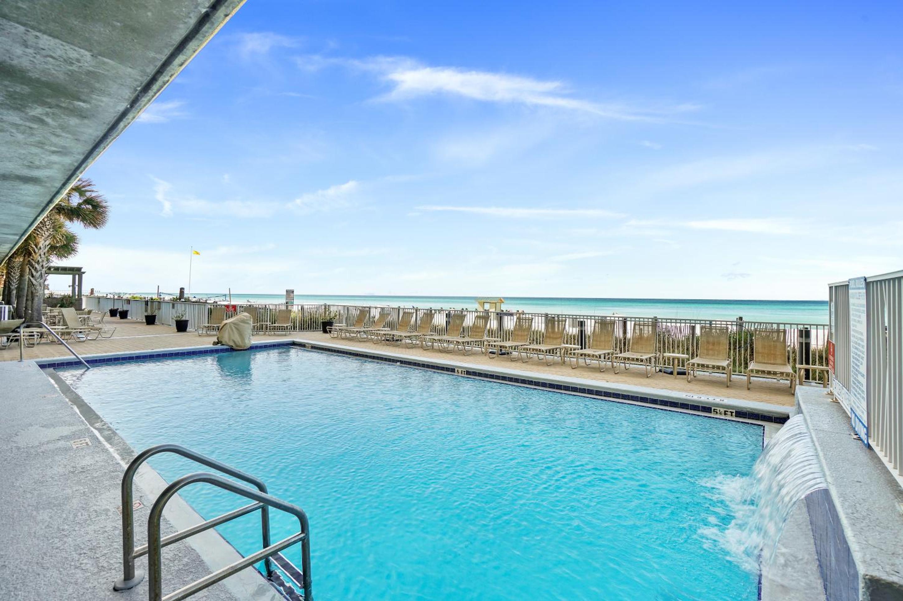 Emerald Isle by Panhandle Getaways