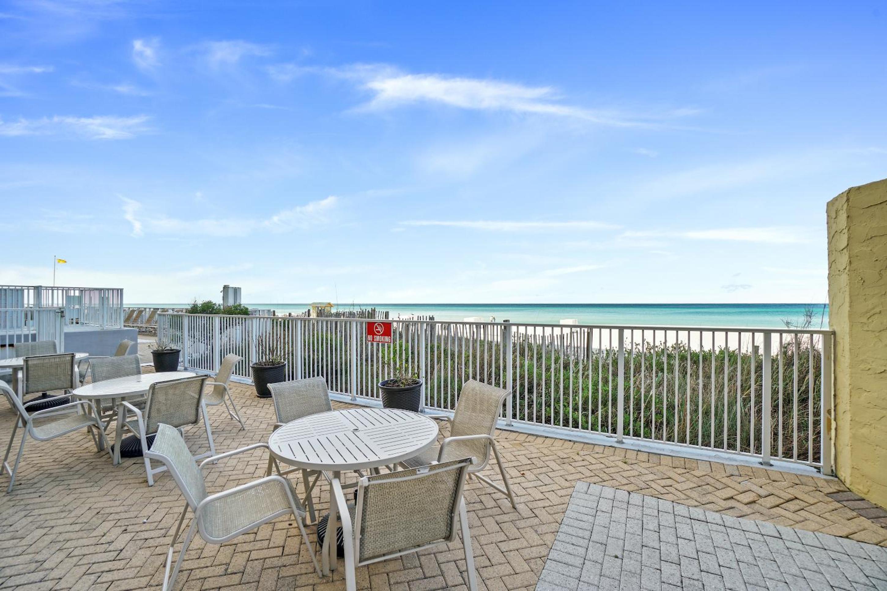 Emerald Isle by Panhandle Getaways
