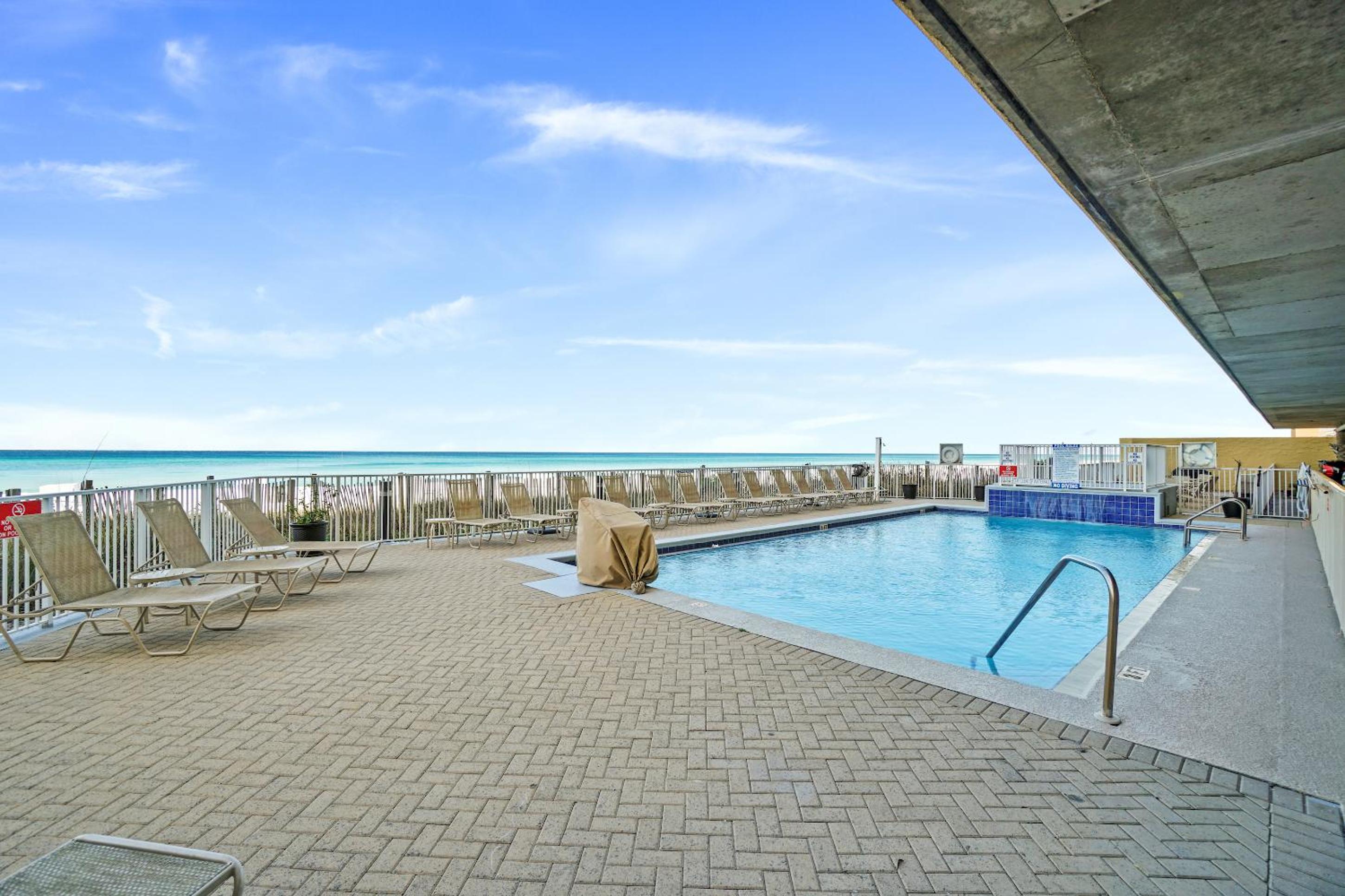 Emerald Isle by Panhandle Getaways