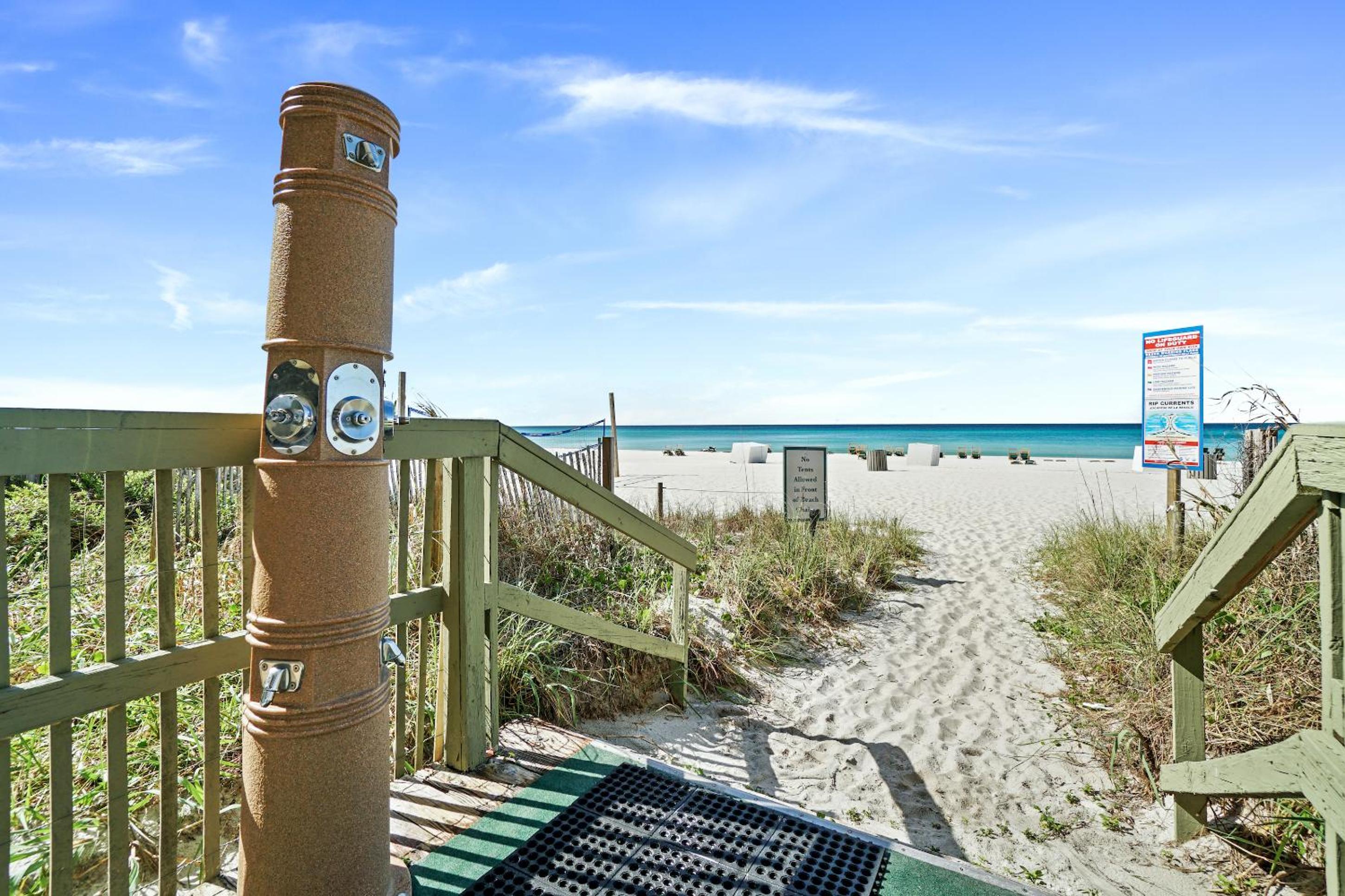 Emerald Isle by Panhandle Getaways