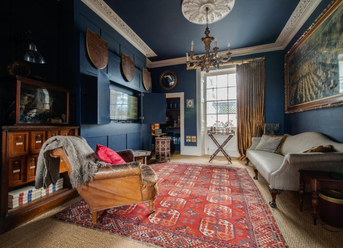 Montpellier Townhouse