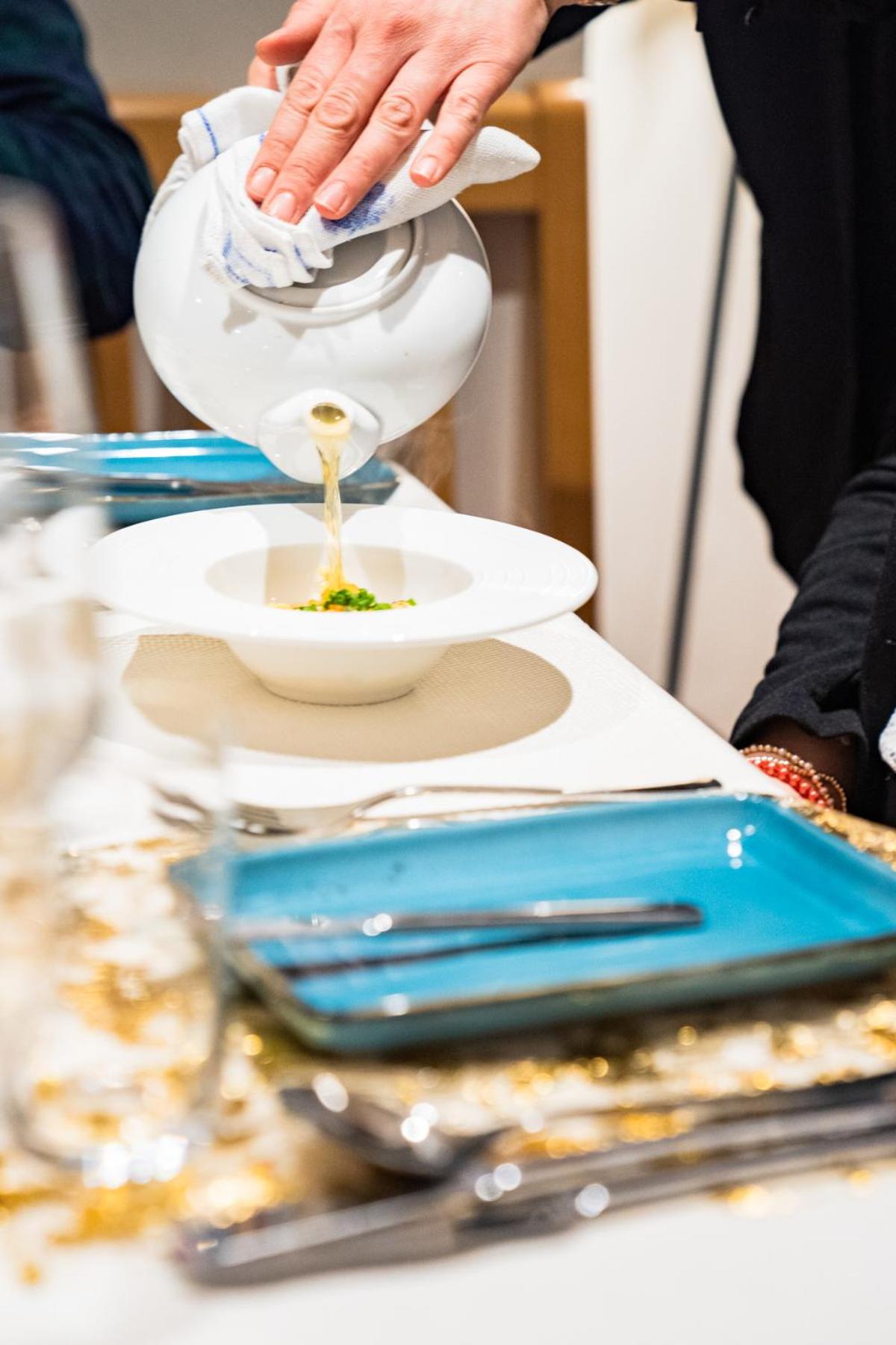 Roussel Hotel Restaurant