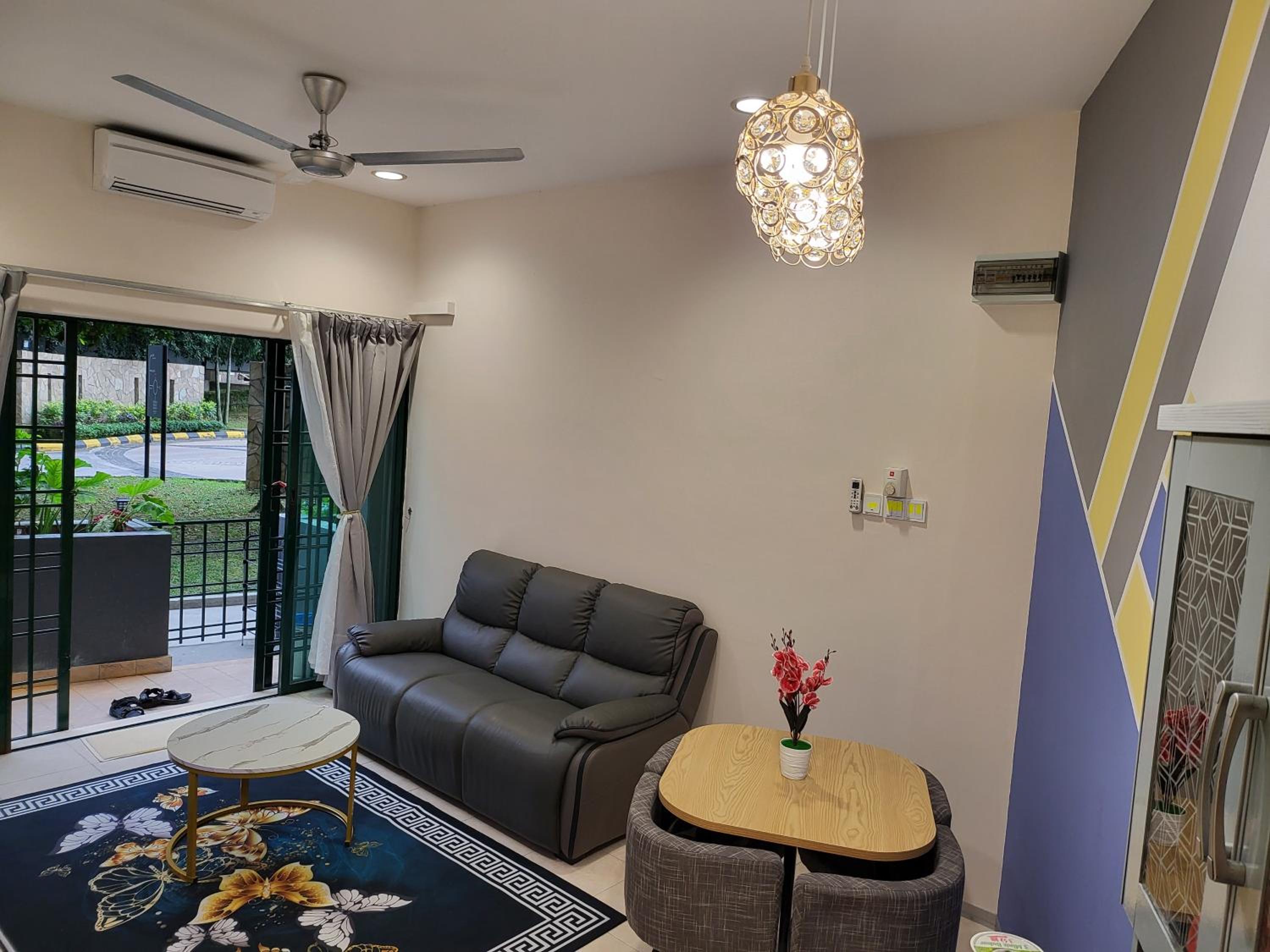 Mont Kiara - Tranquil and Serene Apartment #MITEC #Solaris #Publika
